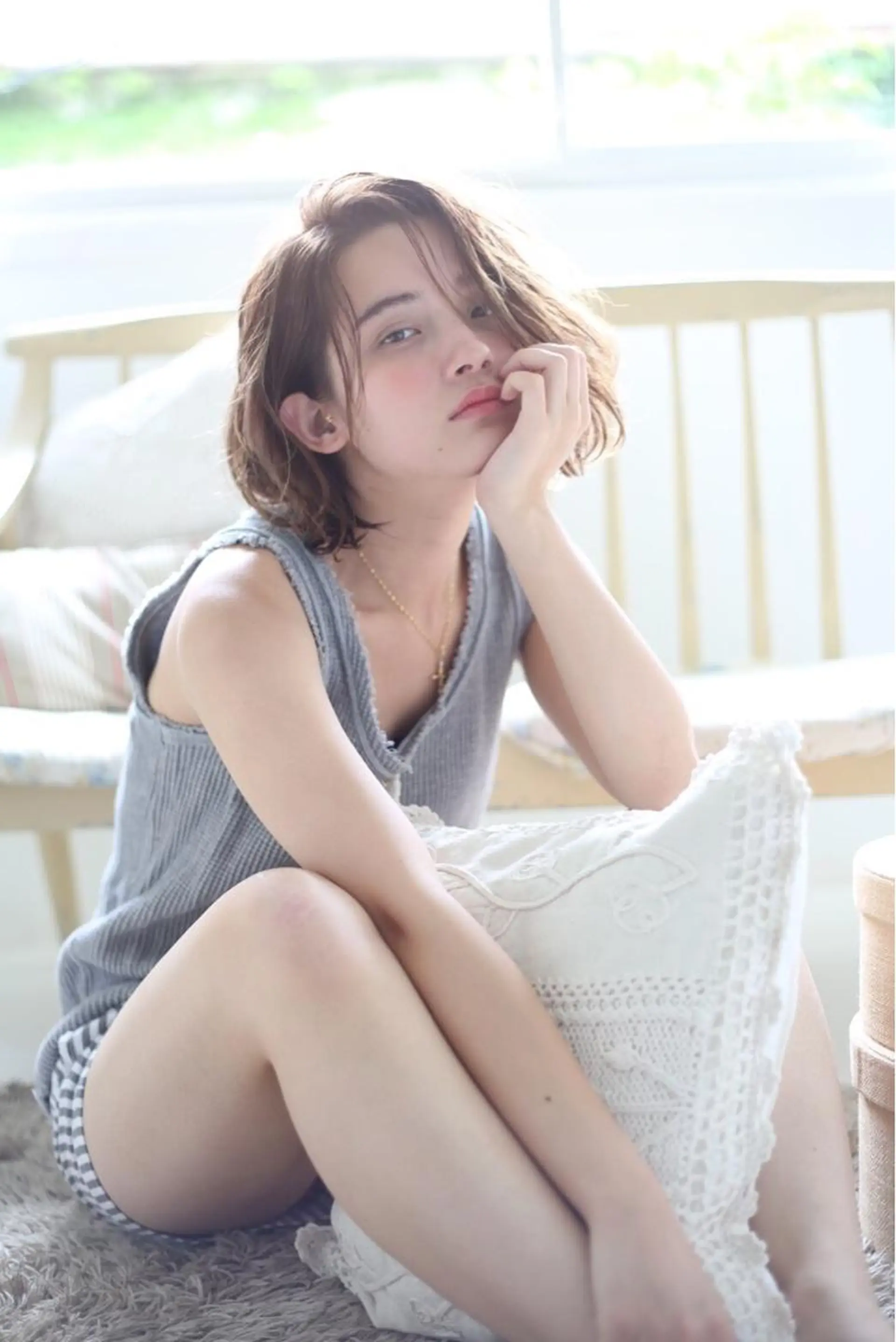 ショート カラー パーマ ぱつっとボブ/ 小野あかねのヘアスタイル