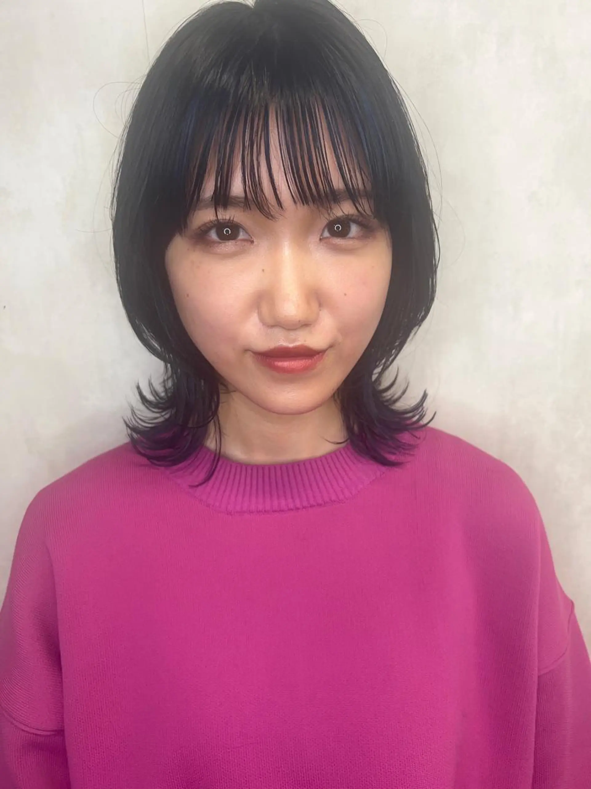 ミディアム ブリーチ/ウルフ ハッシュカット/石山のヘアスタイル