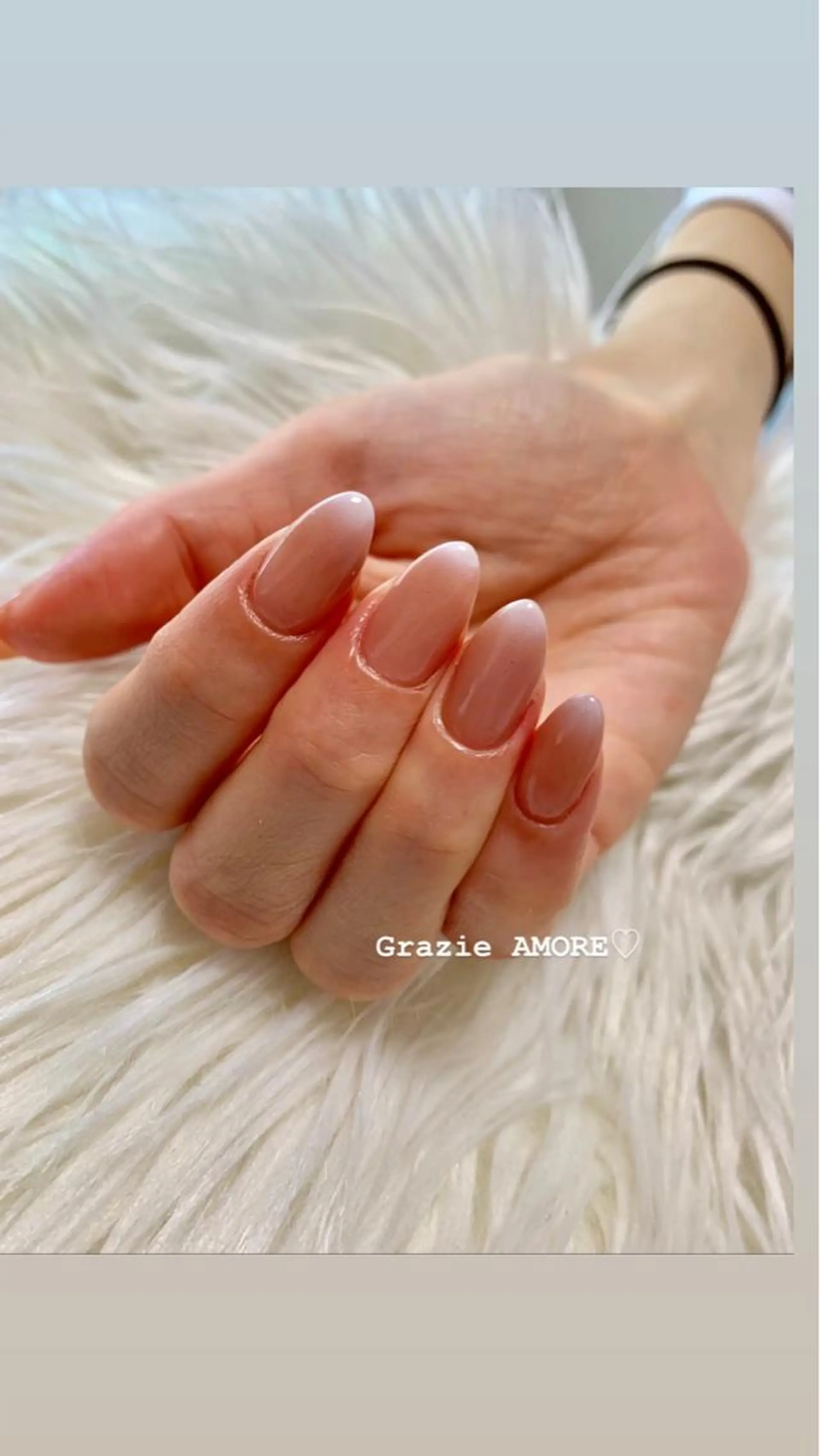ネイル グラデーション ホワイト ハンドネイル Grazie AMOREのネイルデザイン