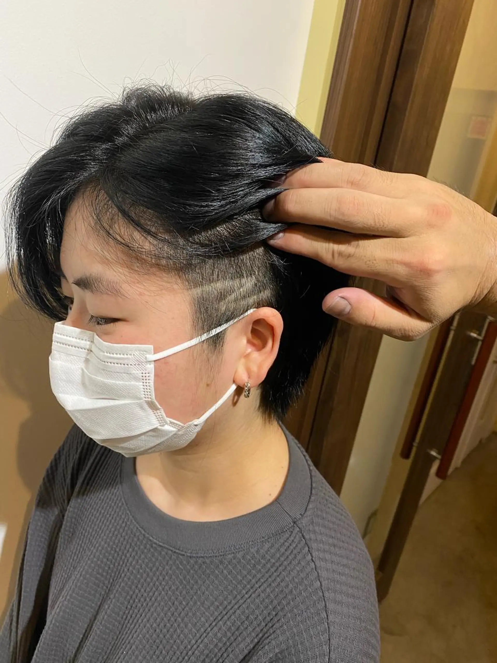 ショート ショートヘア 石川 信英のヘアスタイル