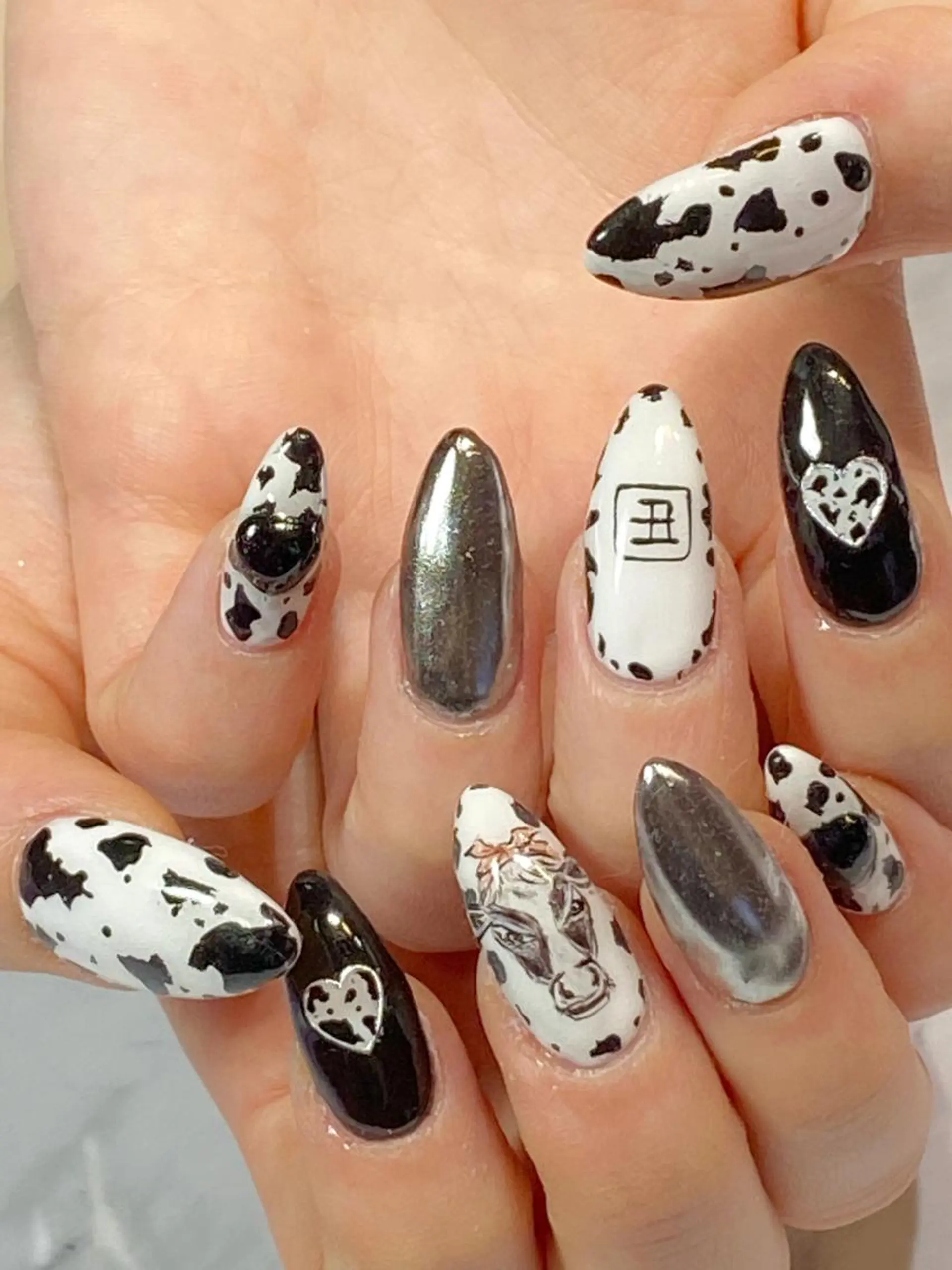 ネイル アートネイル ジェルネイル ロングネイル ハンドネイル YUN 💅のネイルデザイン