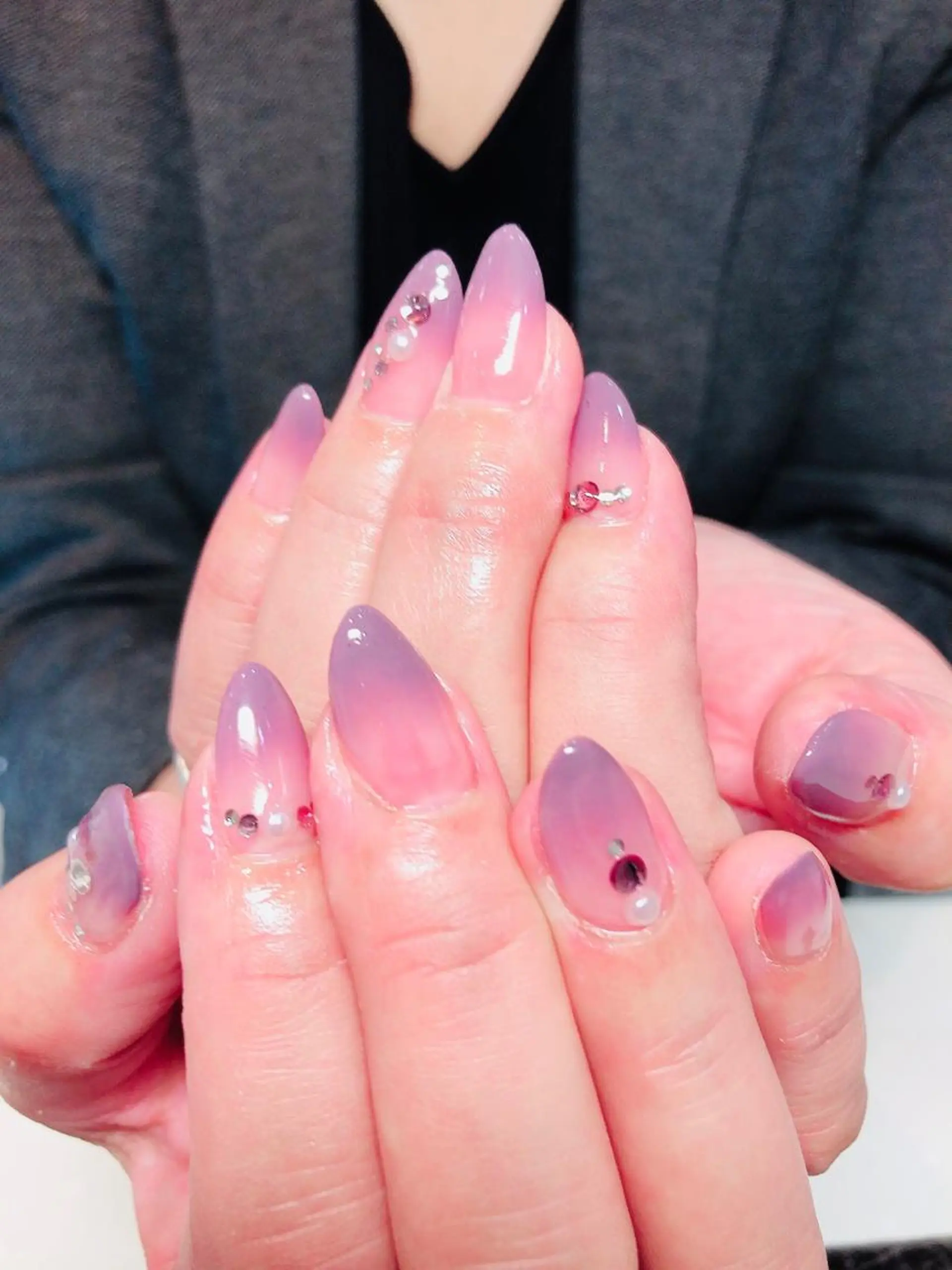 ネイル 札幌ネイルgorella所属・gorella Ａのネイルデザイン