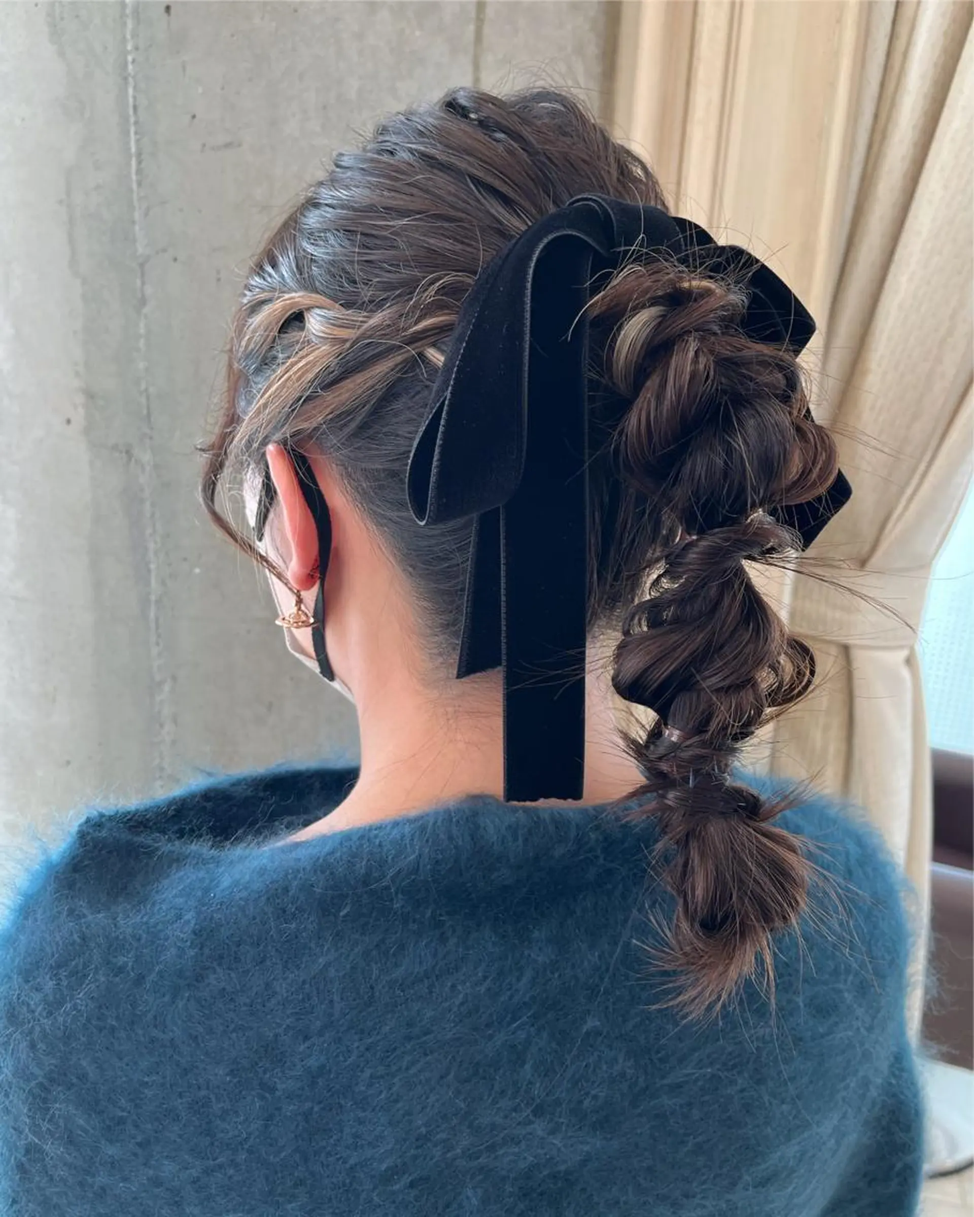 セミロング ヘアアレンジ ポニーテール ヘアセット サソウ ユリエ🥥のヘアスタイル