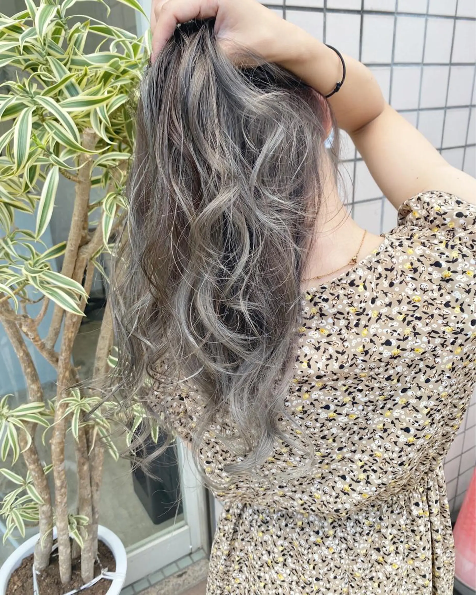 ロング カット ヘアカラー トリートメント MignonS 仙幸 大輔のヘアスタイル