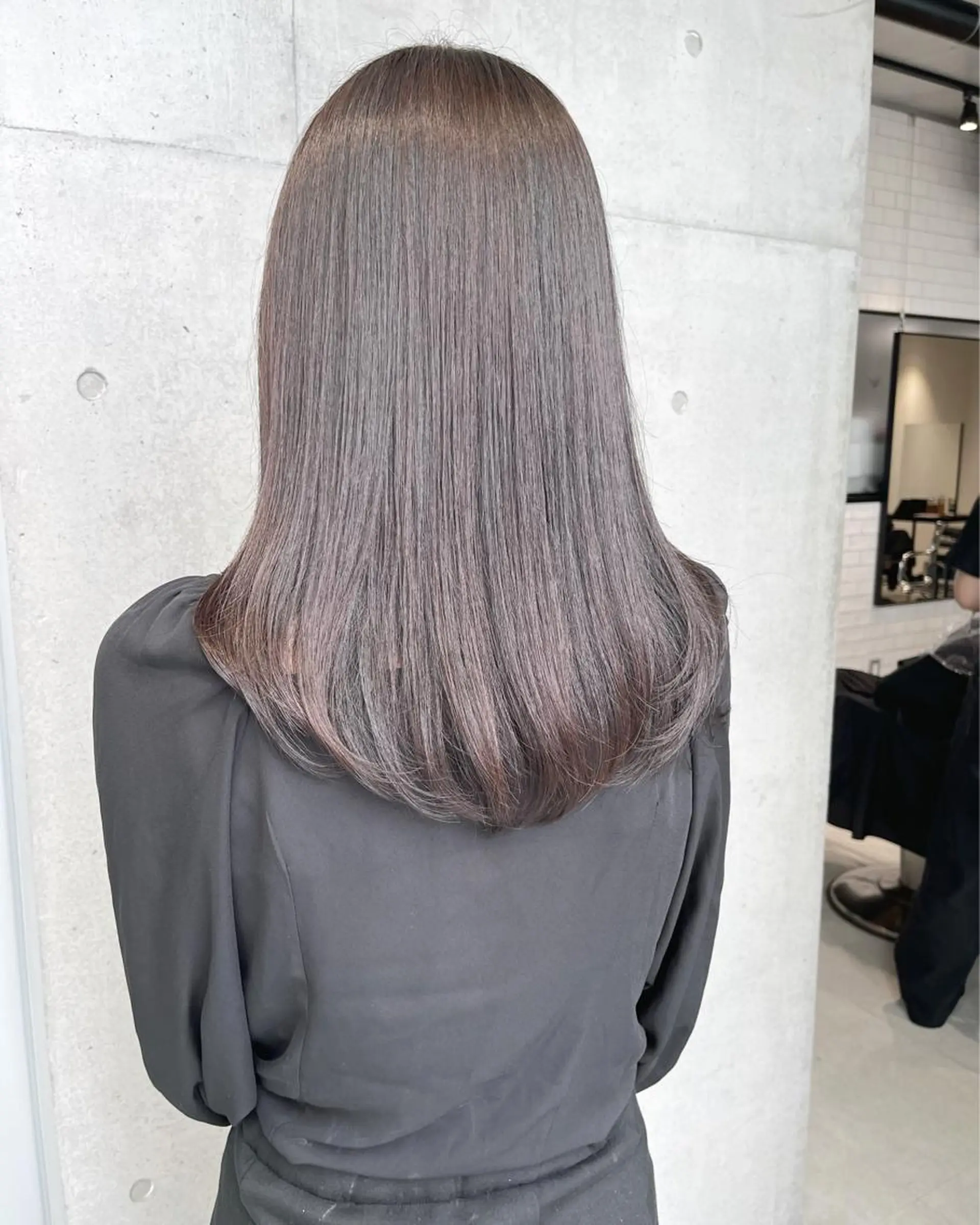 ロング カラー パーマ ヘアアレンジ ヘアカラー トリートメント 透明感/オリーブ/ グレージュ/YUKAのヘアスタイル