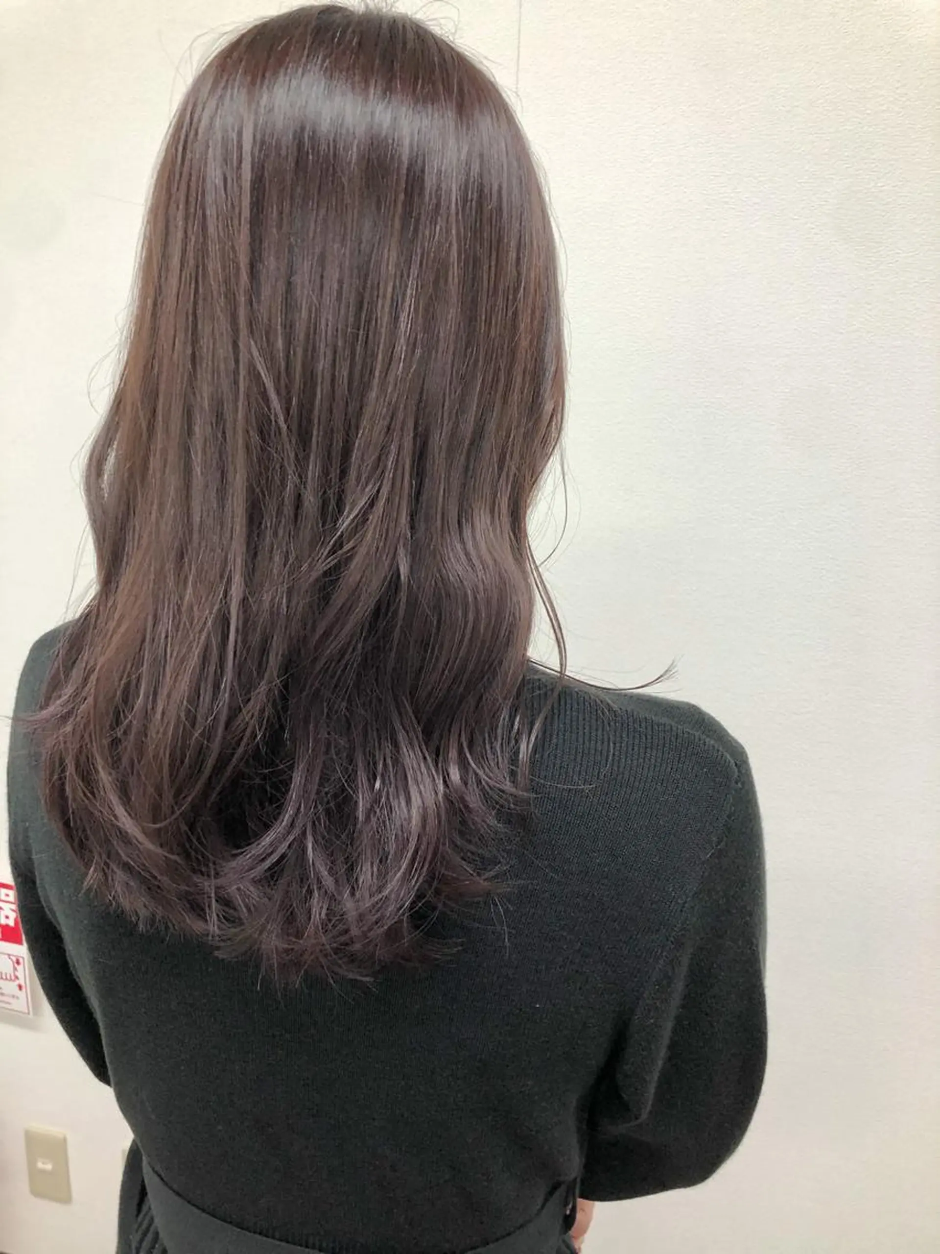 セミロング 髪質改善韓国レイヤー SHIORI🦋のヘアスタイル