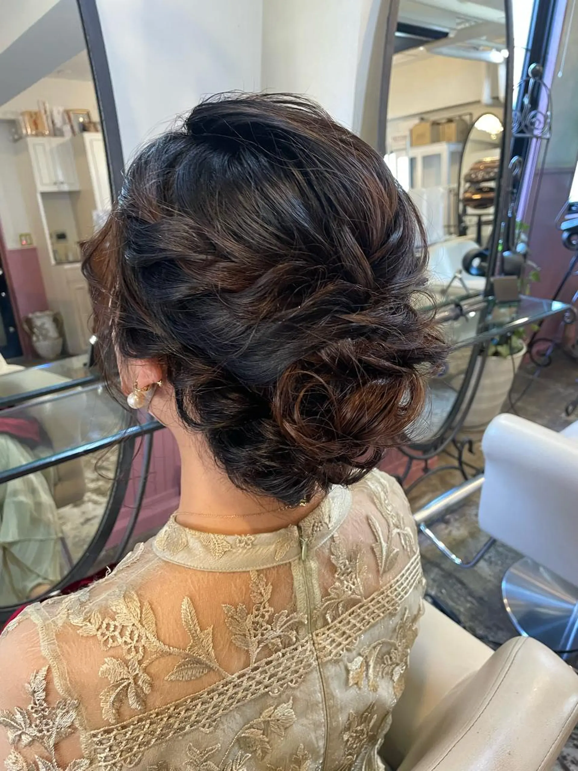 ミディアム パーマ ヘアアレンジ メンズ ヘアセット 表参道Lise おおいしおりのヘアスタイル