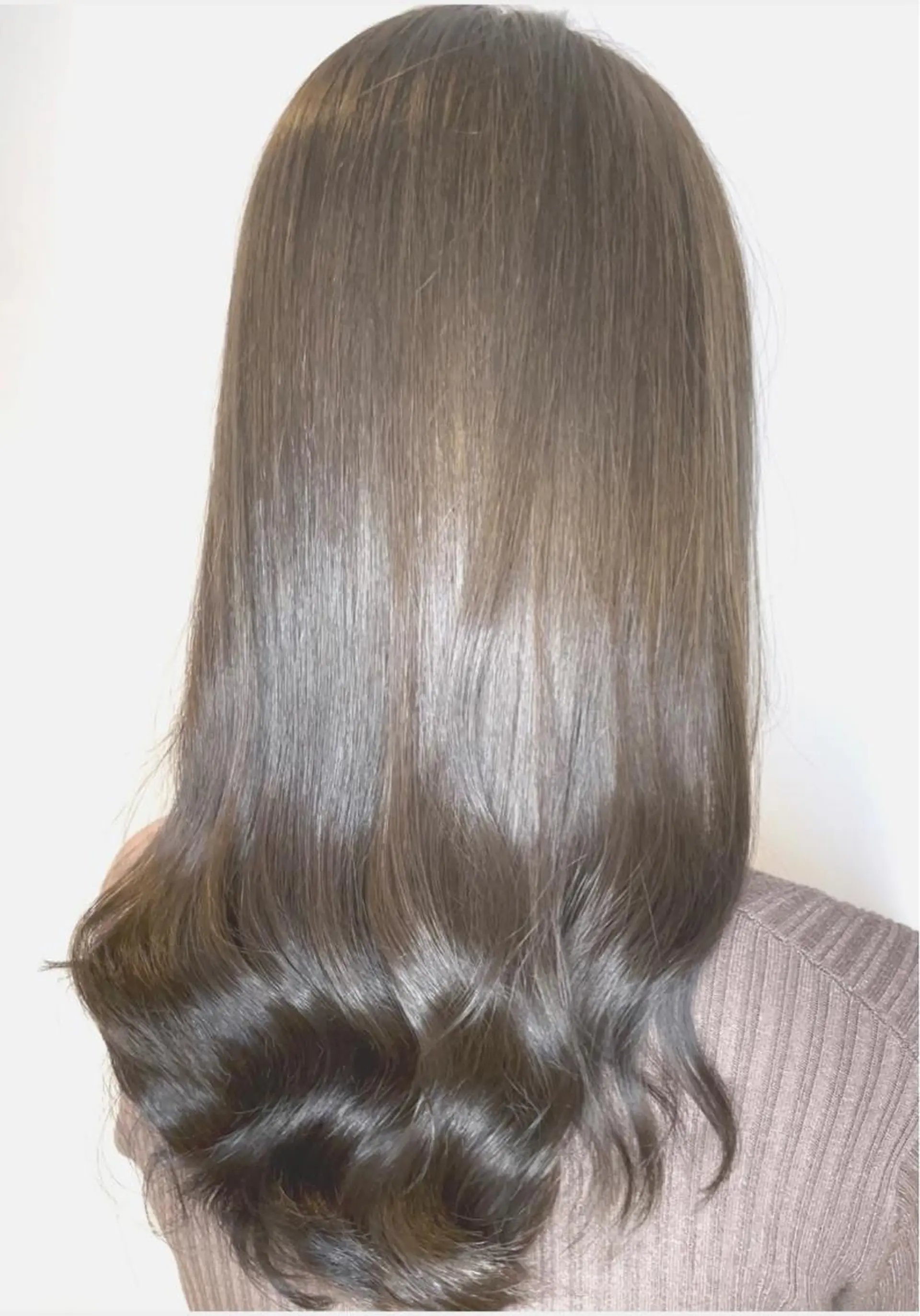 セミロング シンカ 表参道のヘアスタイル