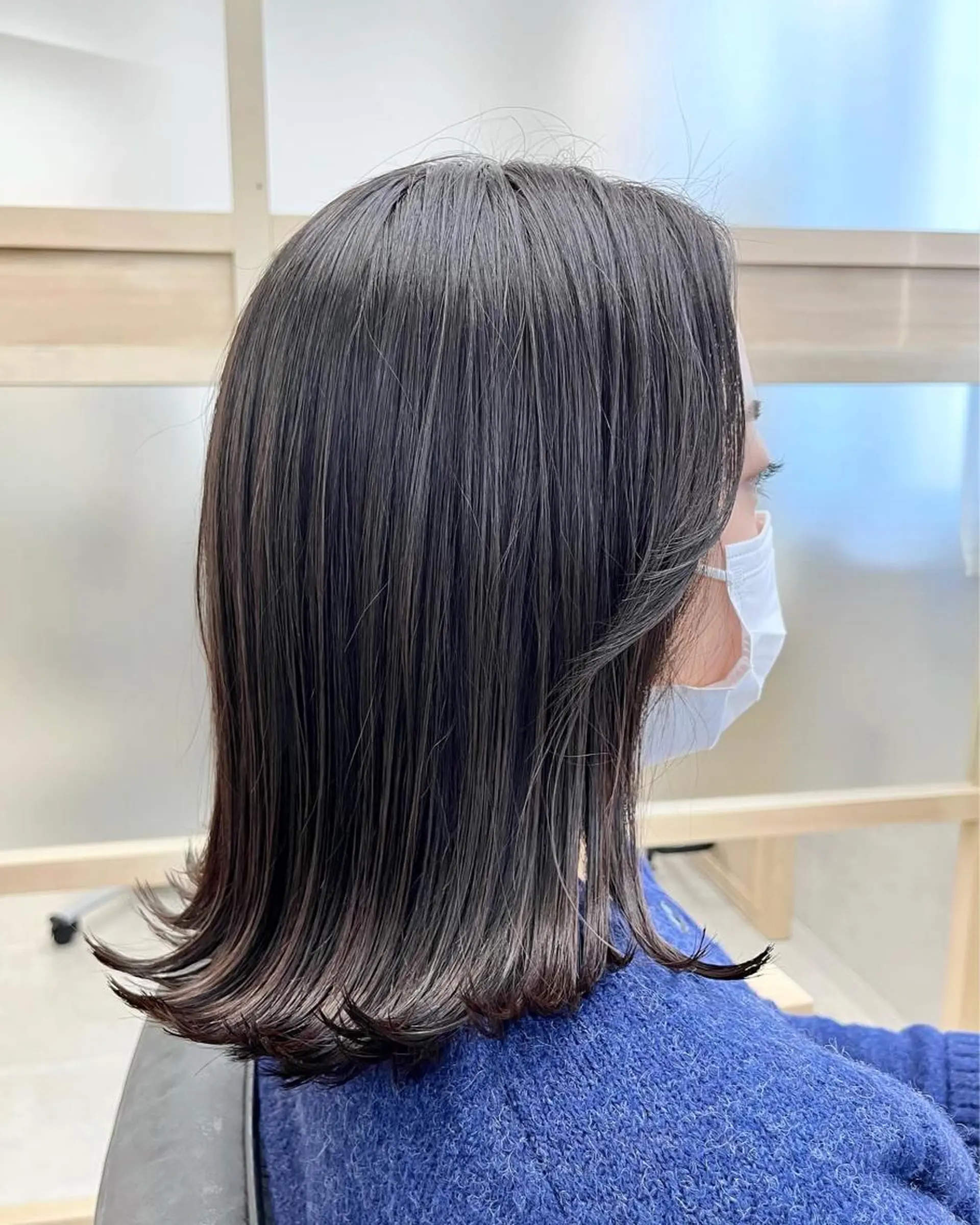 ミディアム カラー 切りっぱなしボブ 透明感カラー イルミナカラー スターダスト ボブ カット ヘアカラー トリートメント 天野 涼のヘアスタイル