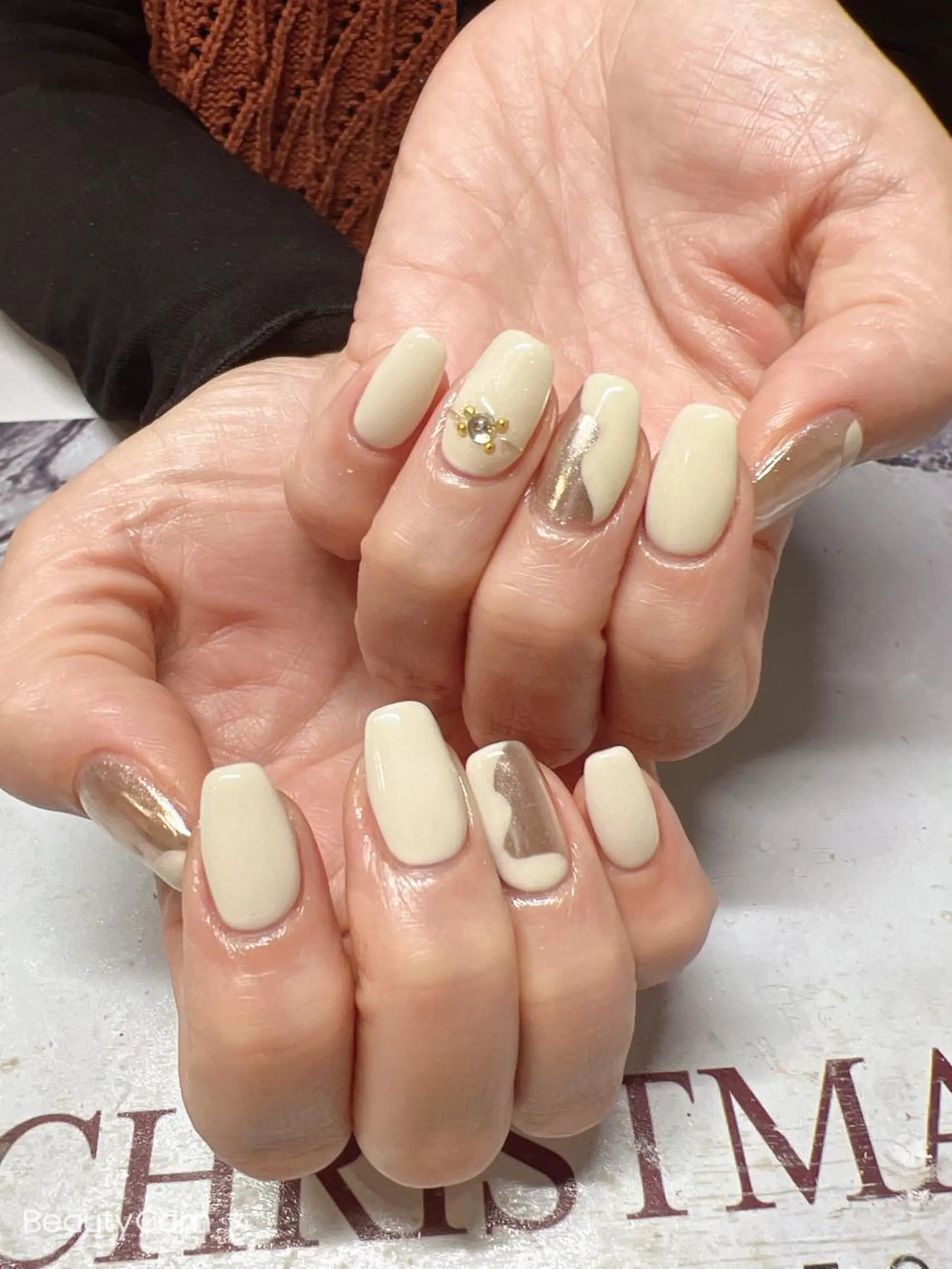 ネイル ガレンドウ 白澤 愛子のネイルデザイン