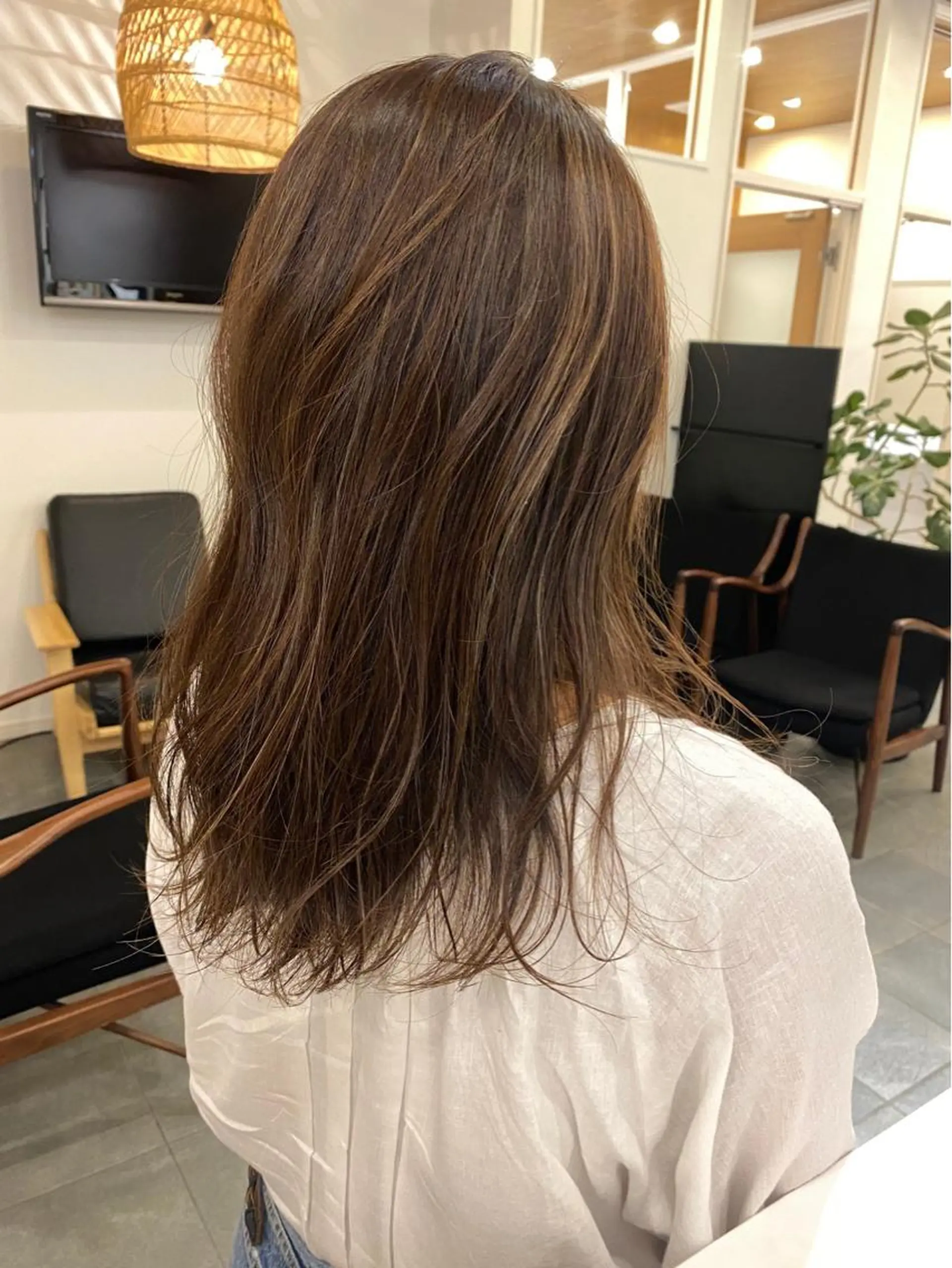 セミロング カラー 門崎未依/レイヤー/ メンズカット🪿🌼のヘアスタイル