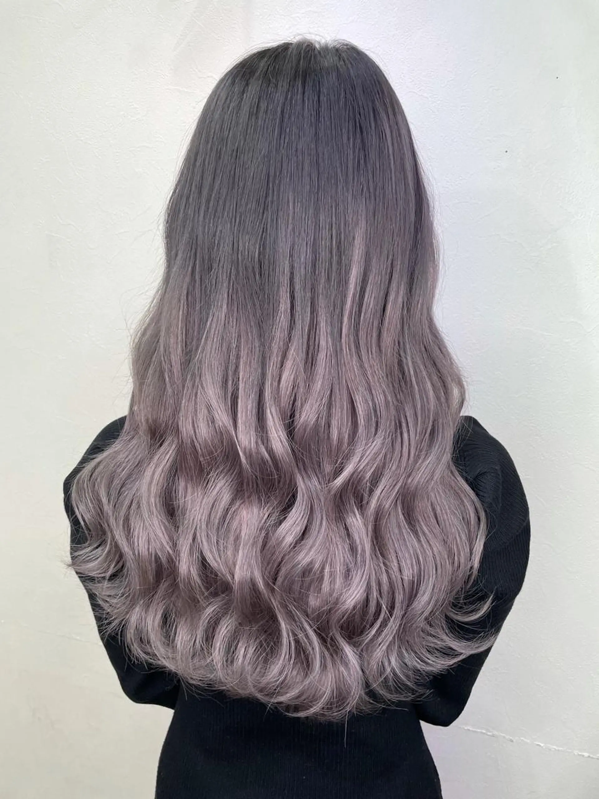 ロング カラー アッシュ グラデーションカラー エクステ ヘアカラー トリートメント エクステ KEISUKE🐶 カラー✨エクステのヘアスタイル