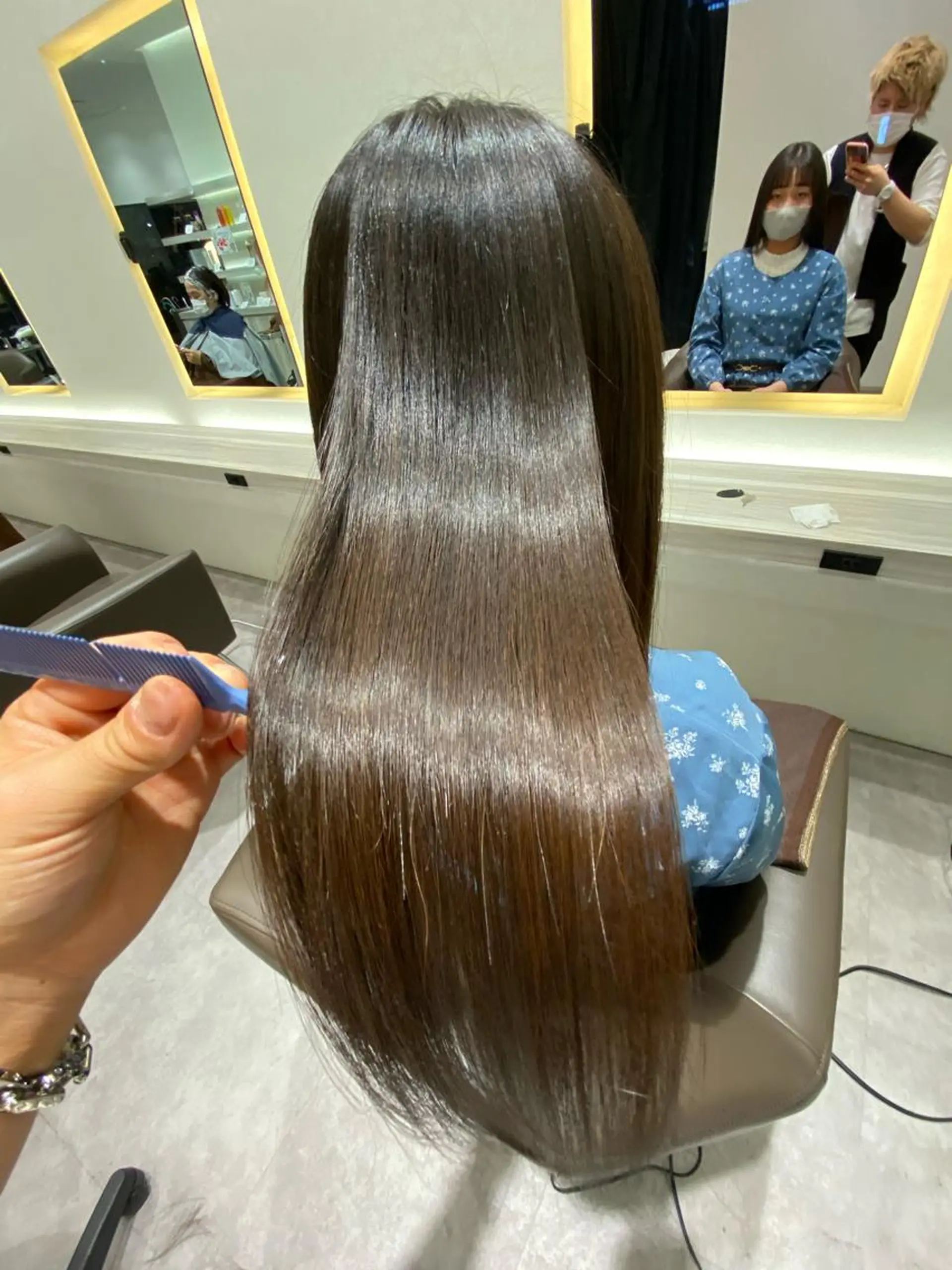 ロング ムトウセイマ/ 縮毛矯正/ブリーチのヘアスタイル