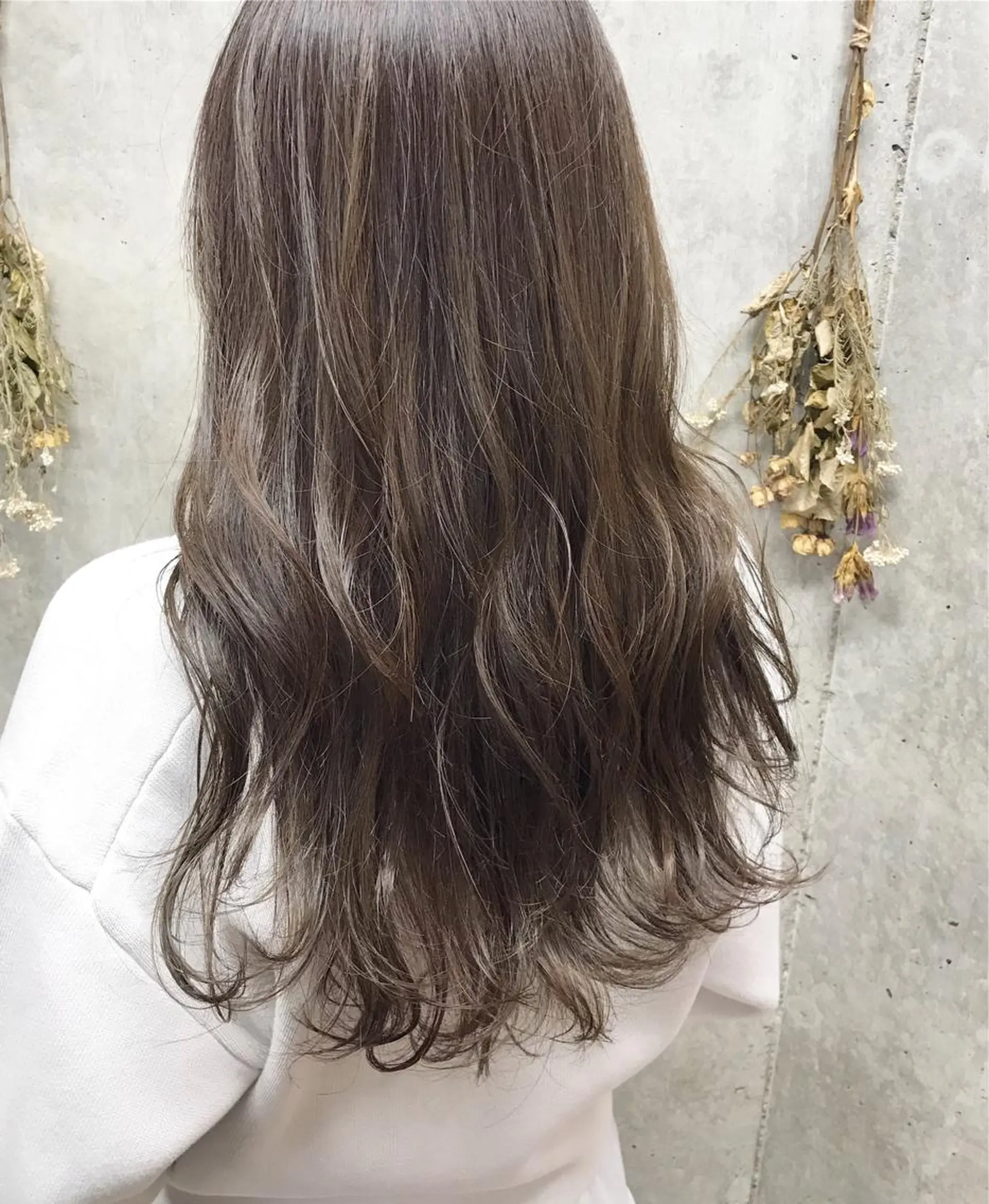 ロング カラー ヘアアレンジ ベージュカラー ラベンダーカラー ラベンダーベージュ Satsuki ✂︎♡のヘアスタイル