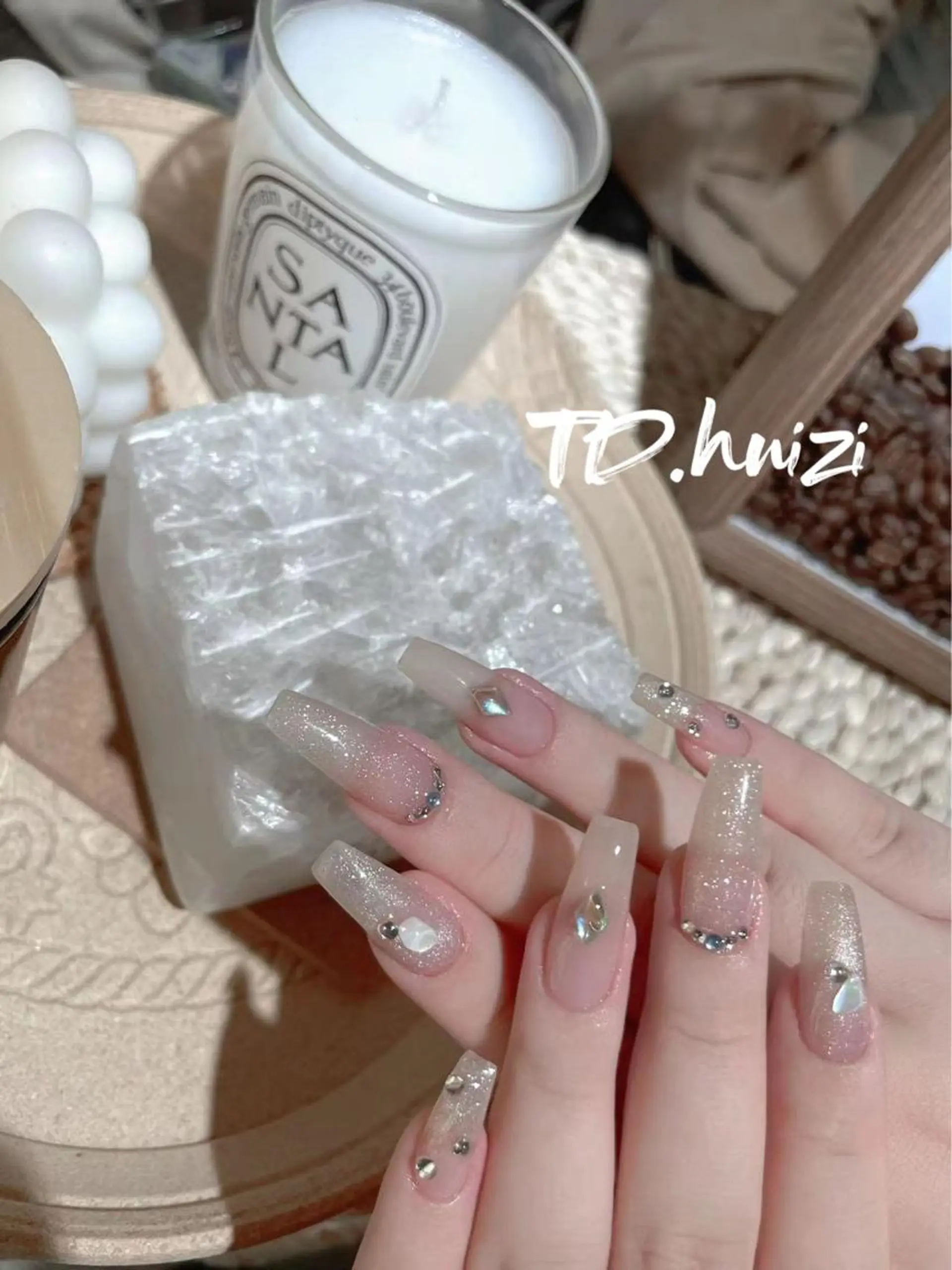 セミロング めぐみのネイルサロン スタッフ練習のネイルデザイン