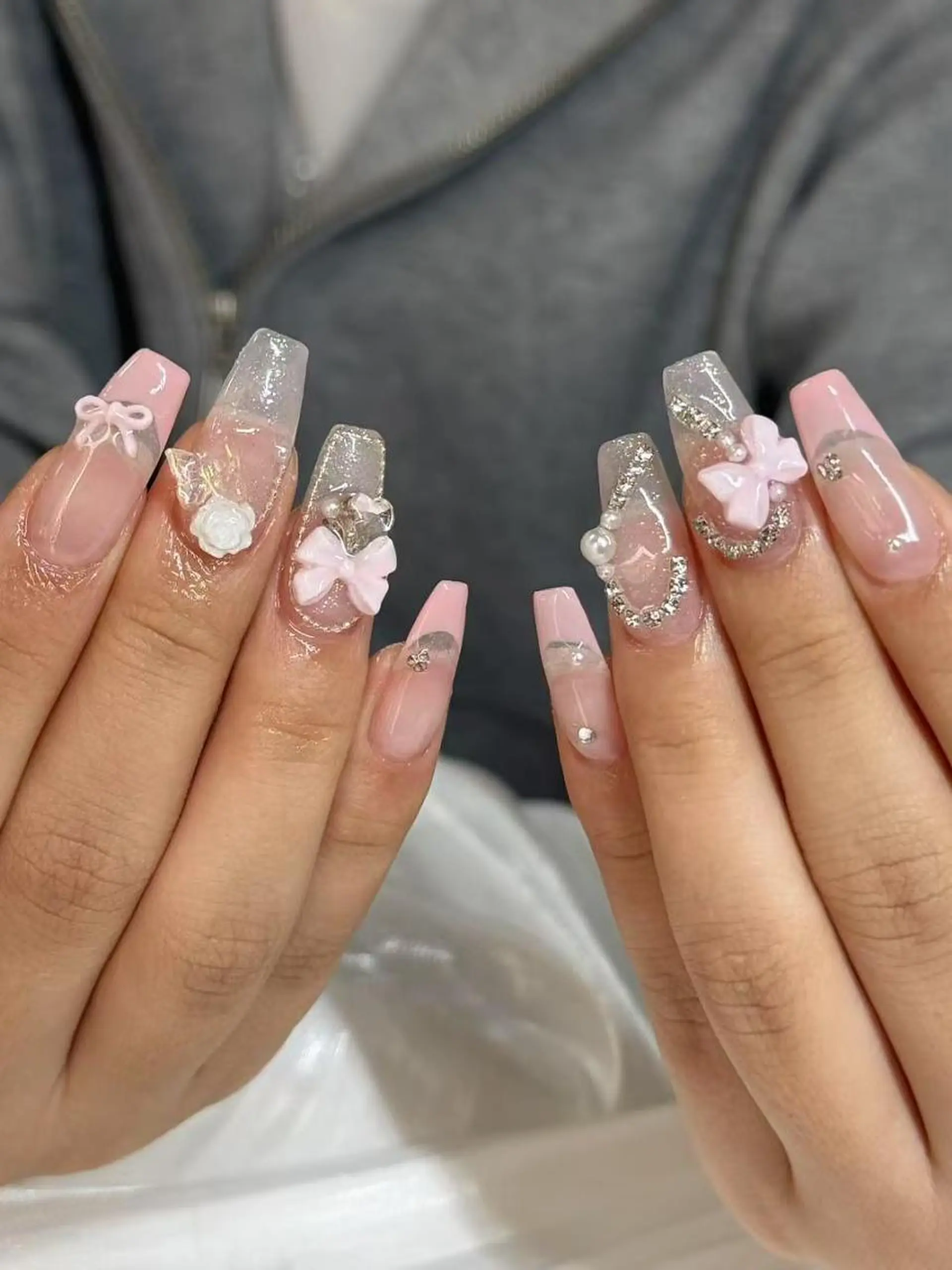 ネイル ハンドネイル 🧚🏻‍♀️ NOHA🎀のネイルデザイン