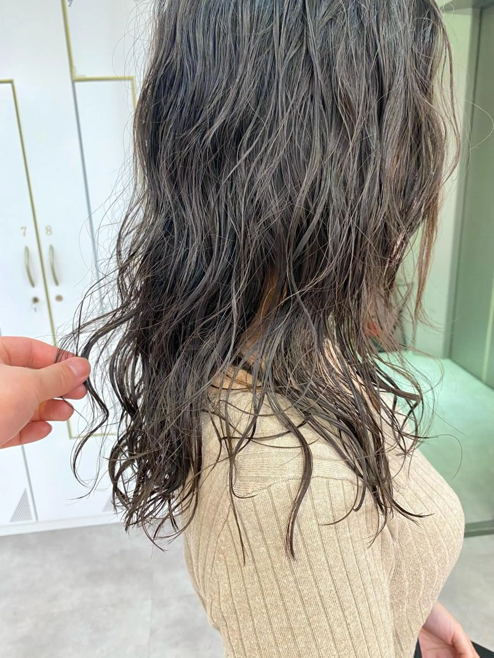 ロング 会田 渡夢のヘアスタイル