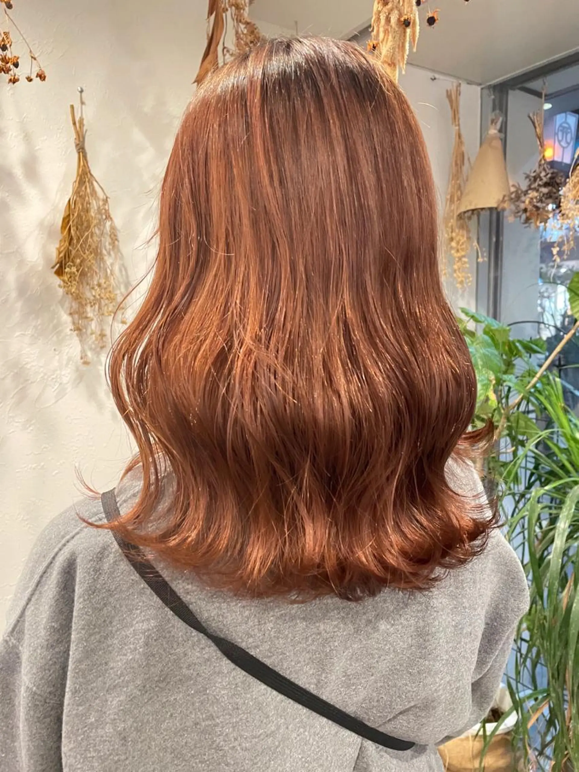 ミディアム カラー ベージュカラー ブリーチ オレンジ オレンジベージュ ヘアカラー m ā l o.🌷 サカモトマイコのヘアスタイル