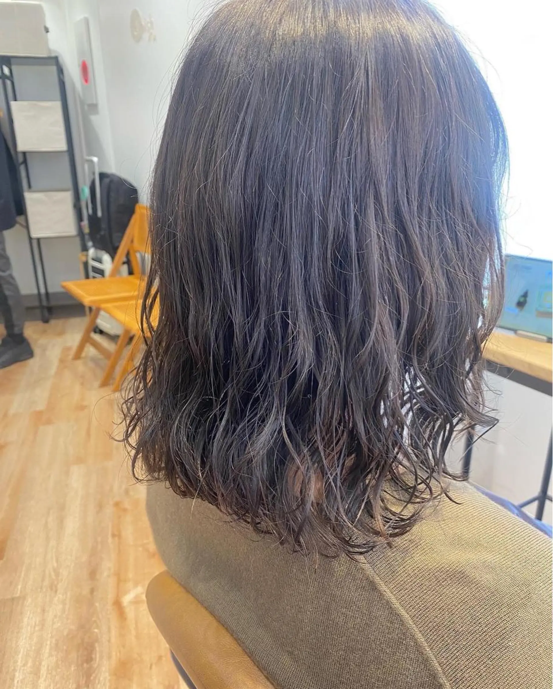 ミディアム パーマ ❤️パーマ美容師✂︎ 井口美緒のヘアスタイル