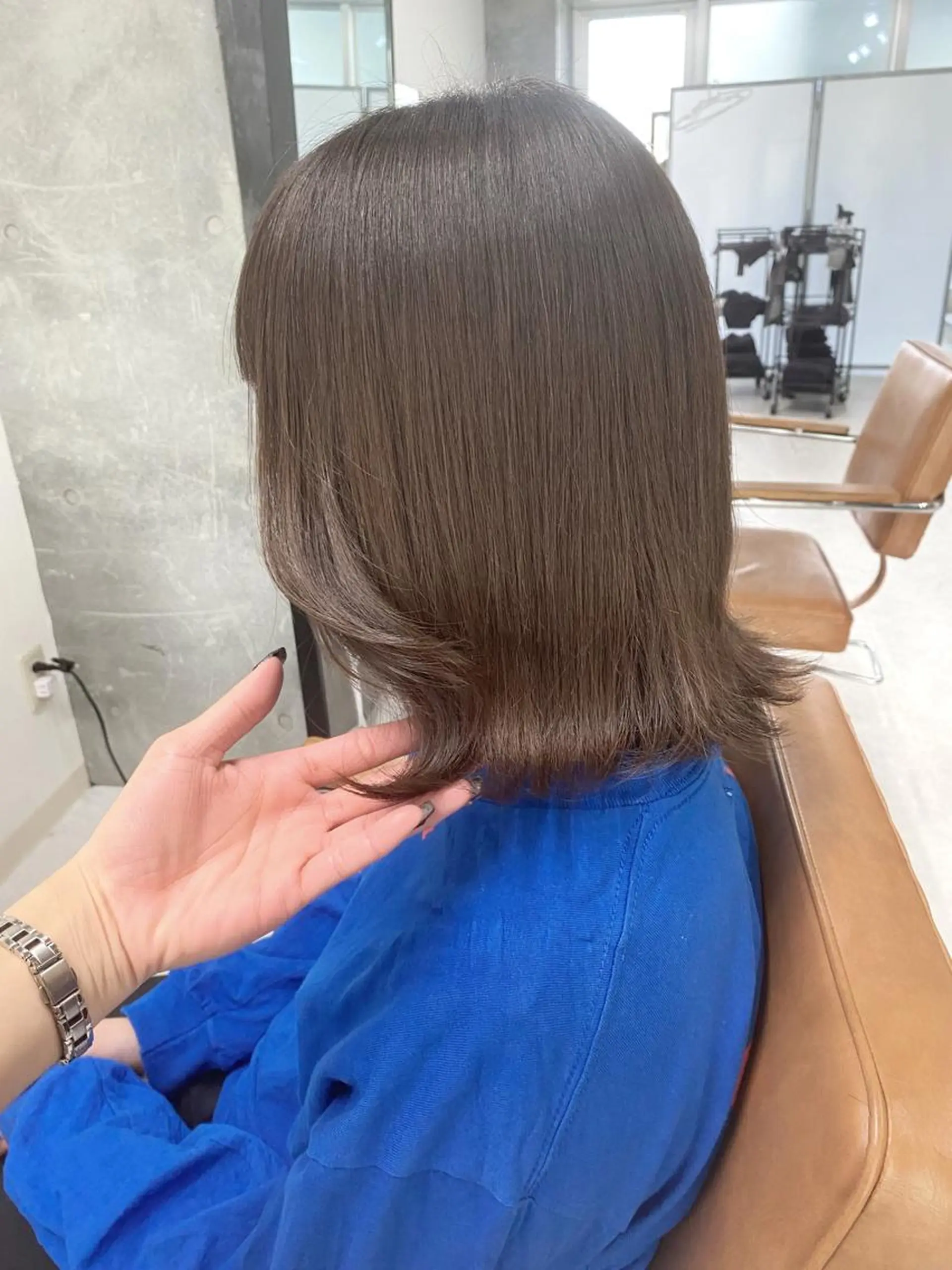 ミディアム カラー ヘアアレンジ 🌷FUKA🌷 まろやかハイトーンのヘアスタイル
