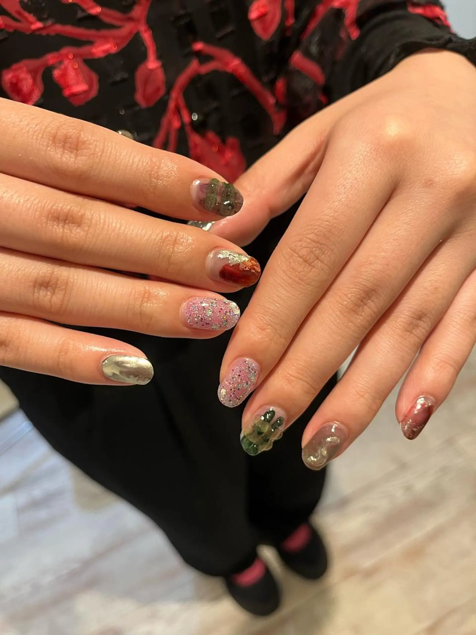 ネイル une／YUKINA 🫧大人nuanceのネイルデザイン