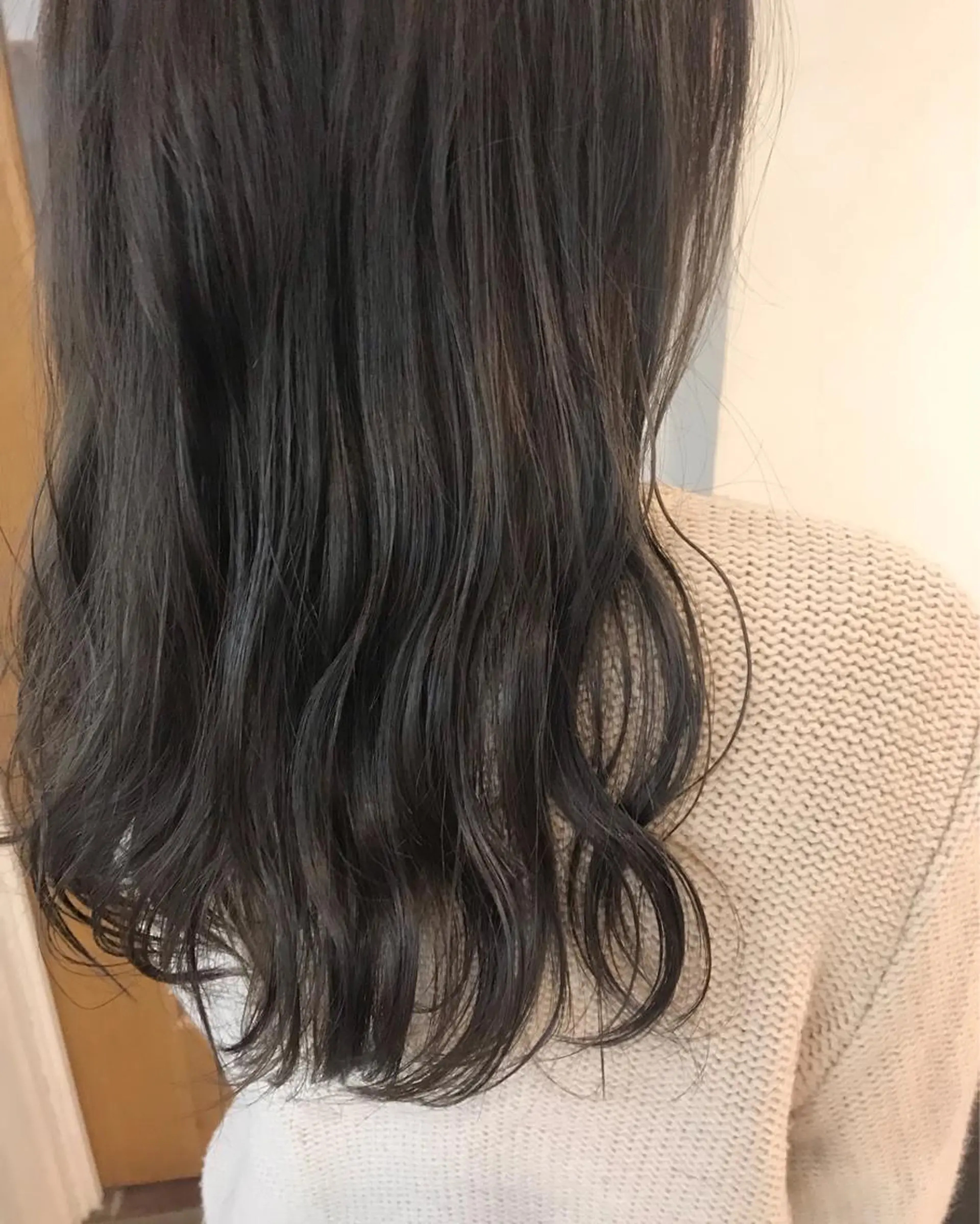 ロング カラー ネイビーカラー クニモトハルナ ボブ/柔らかカラーのヘアスタイル