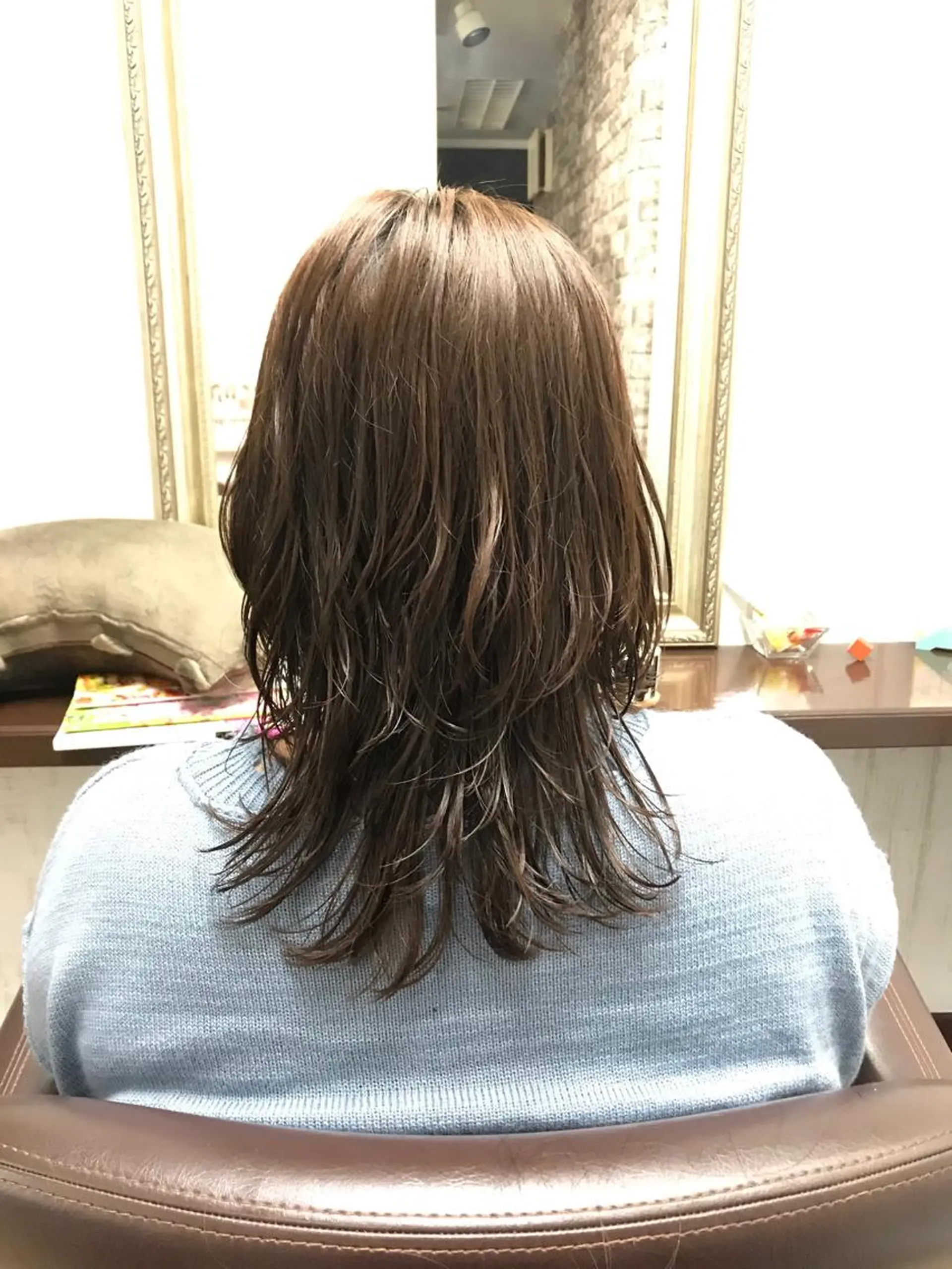 セミロング パーマ 佐々木 浩之のヘアスタイル
