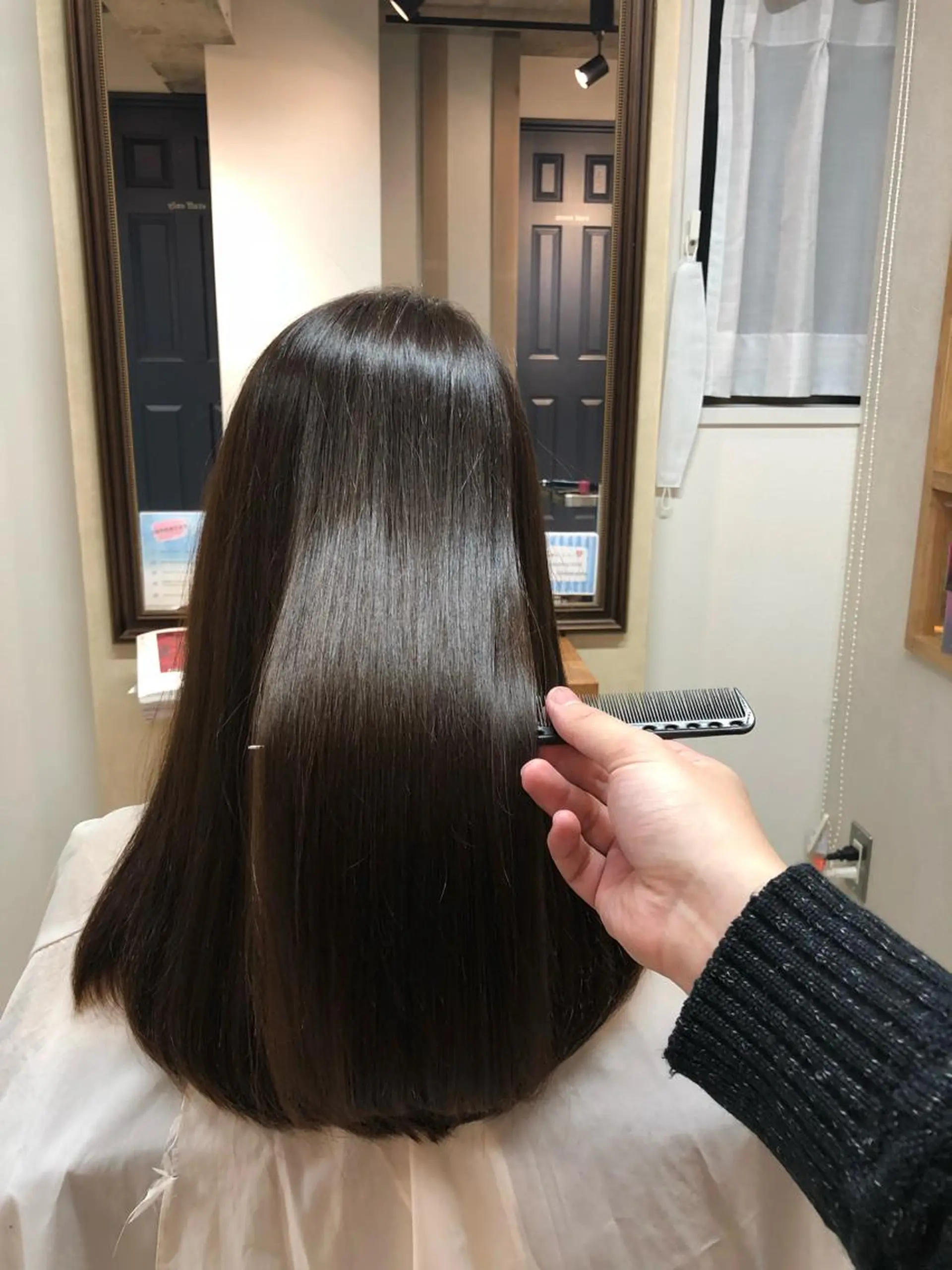 セミロング カラー ブリーチ イルミナカラー 髪質改善 トリートメント tuuli トゥーリのヘアスタイル