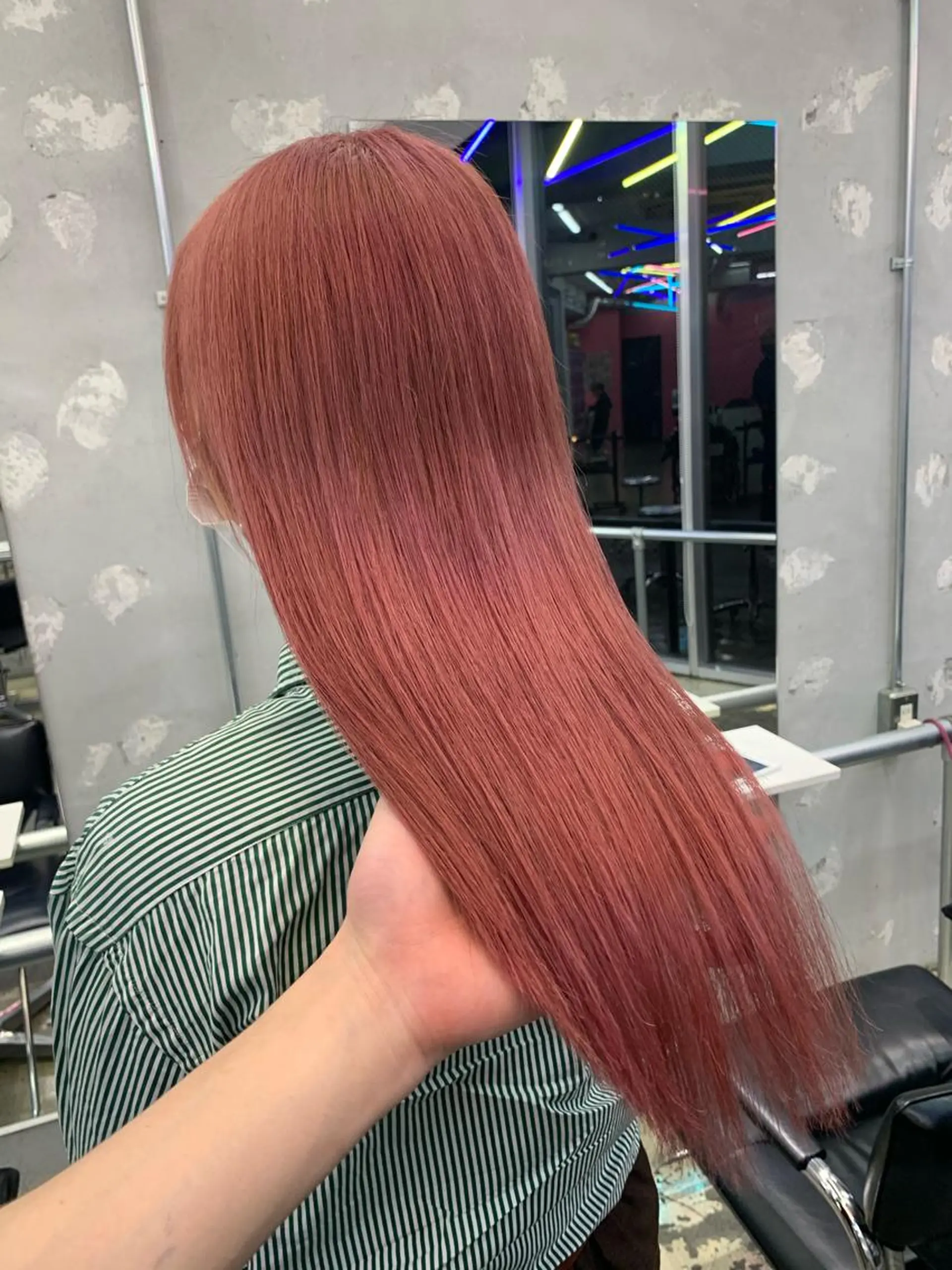 ロング カラー ヘアアレンジ ヘアカラー トリートメント ヘッドスパ ヘアセット 🌈インナーカラー ‘ショウマ’🌈のヘアスタイル