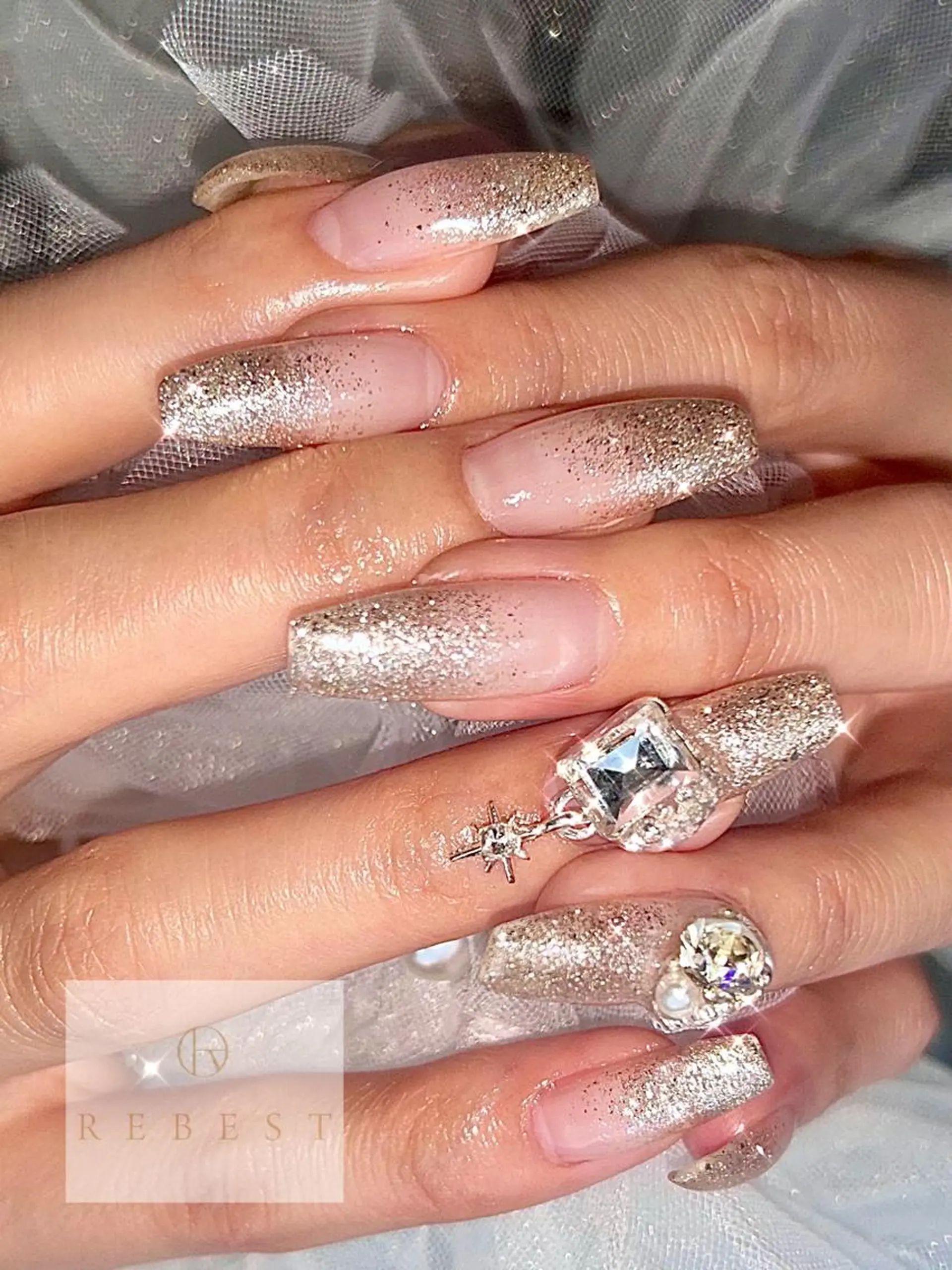 ネイル REBEST 四條畷店のマツエク・マツパデザイン