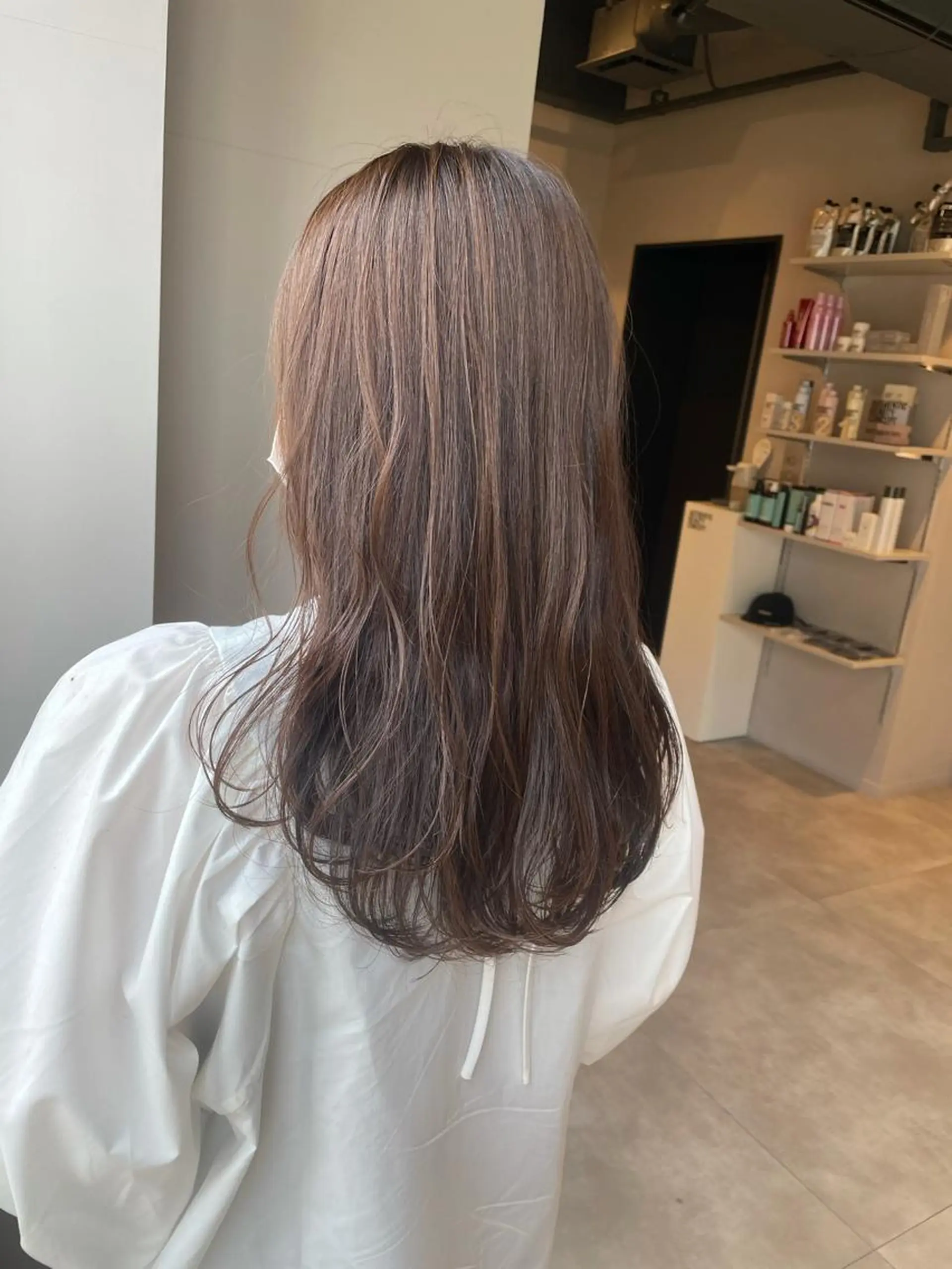 ミディアム カラー 透明感カラー ブリーチ👩‍🦳/ ‪✂︎MANAMIのヘアスタイル