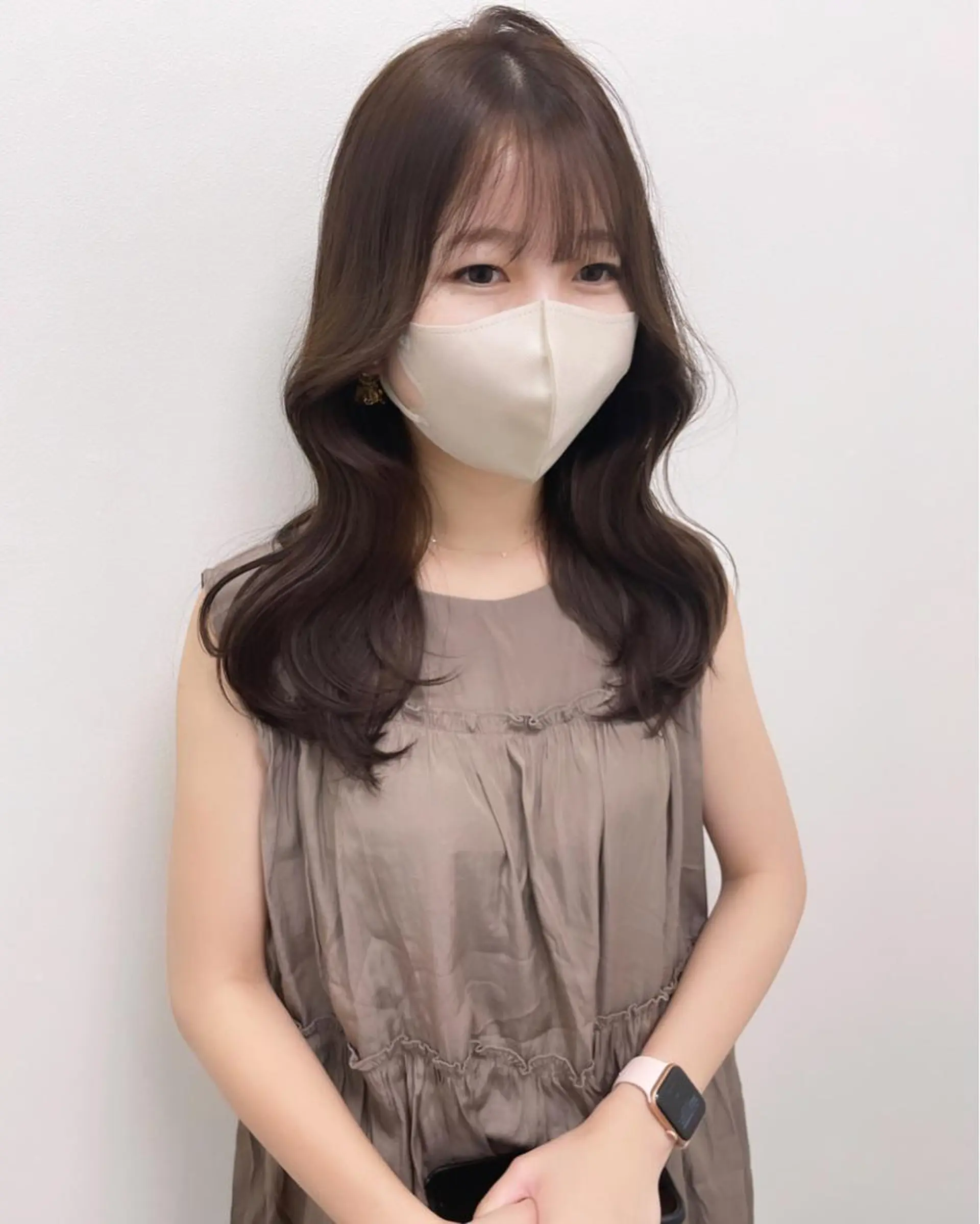 セミロング rina／ベージュ ワンホン/韓国ヘアのヘアスタイル