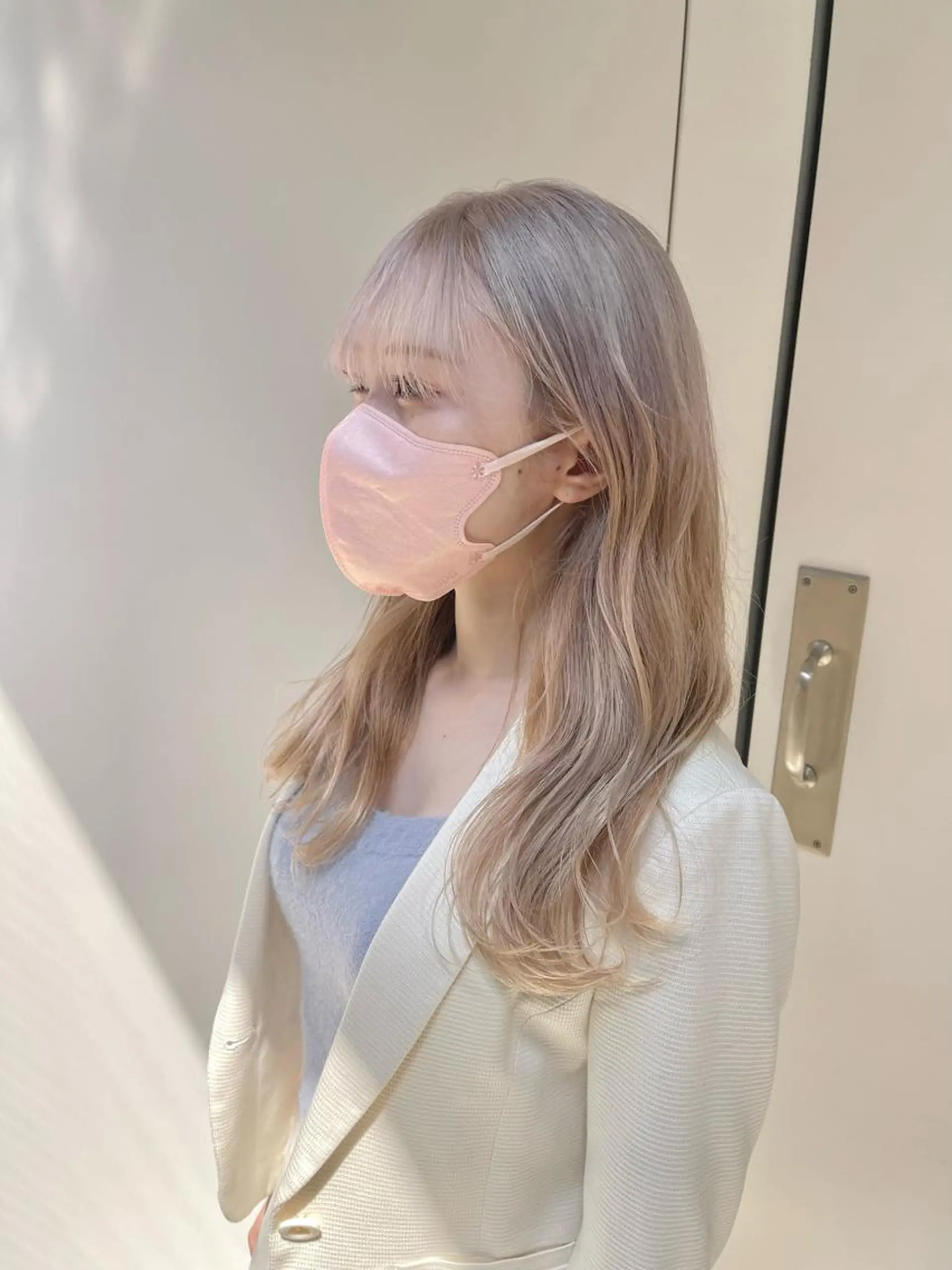 セミロング カラー ベージュカラー ブリーチ ホワイトベージュ 似合わせショート×透 明感/やじまたかしのヘアスタイル