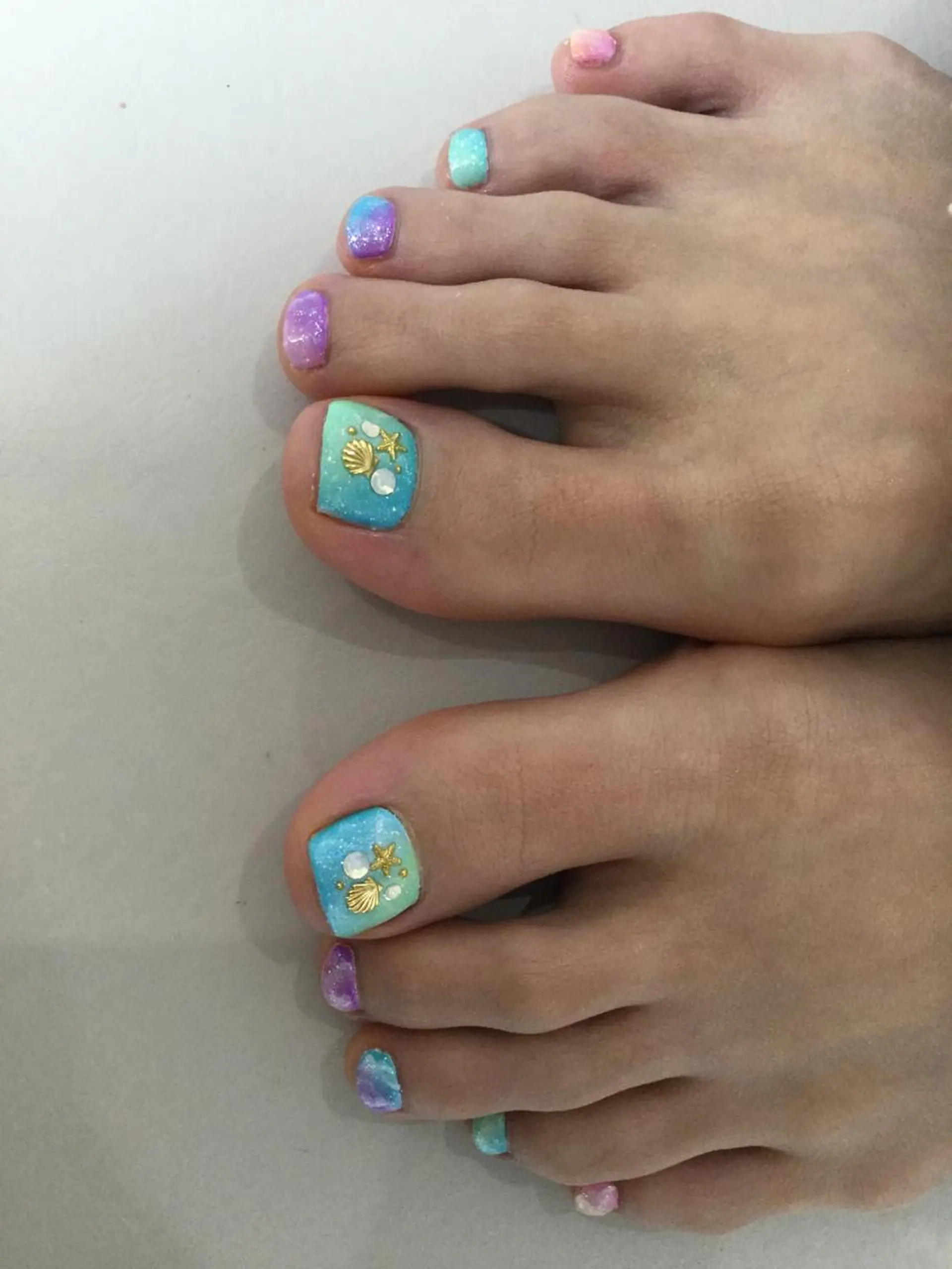 ネイル 💎🐰 saki. m 🐰💎のネイルデザイン