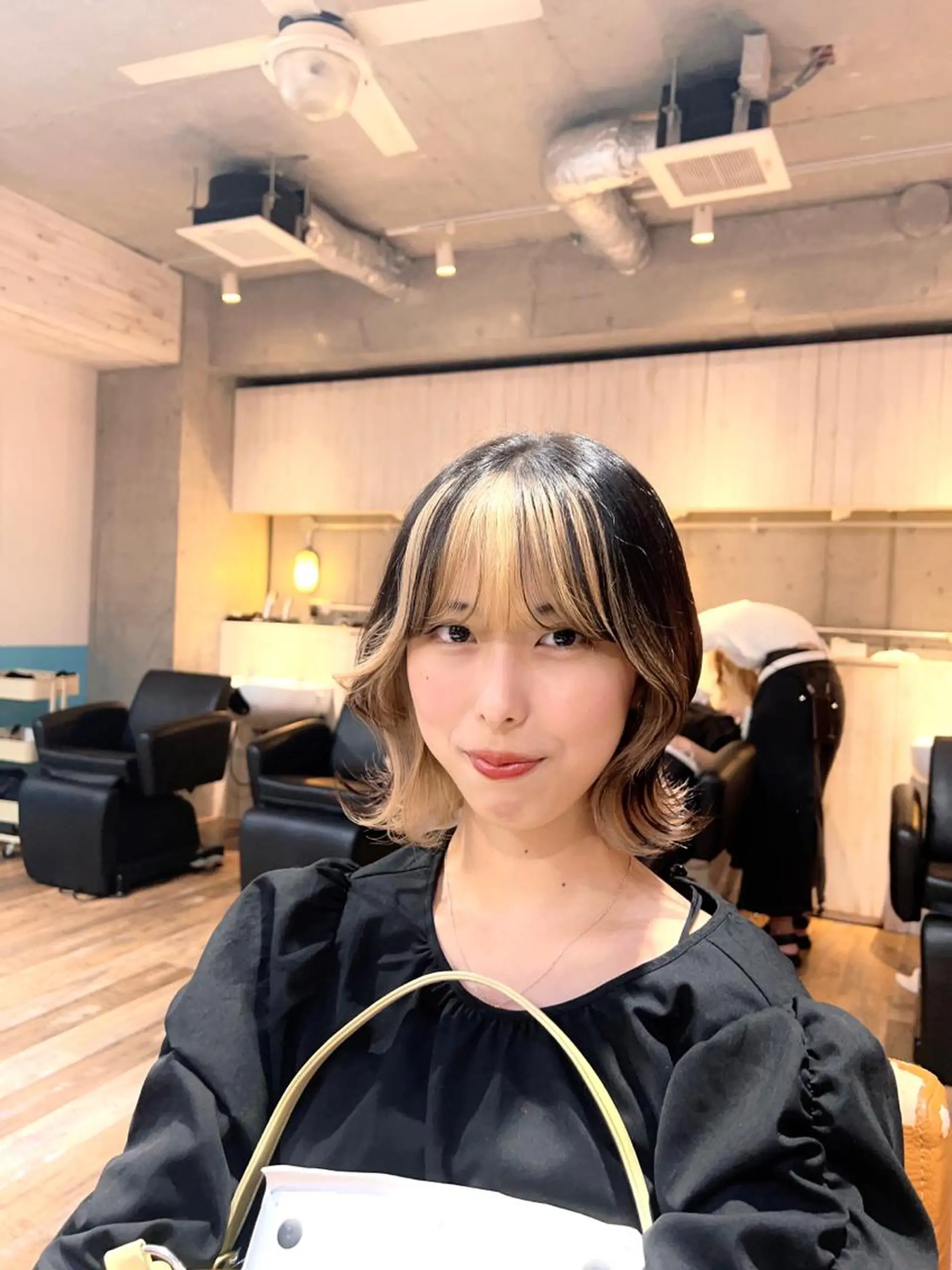 ミディアム カラー ヘアカラー トリートメント 🎨デザイン🥇 美髪・艶髪　日暮千敬のヘアスタイル