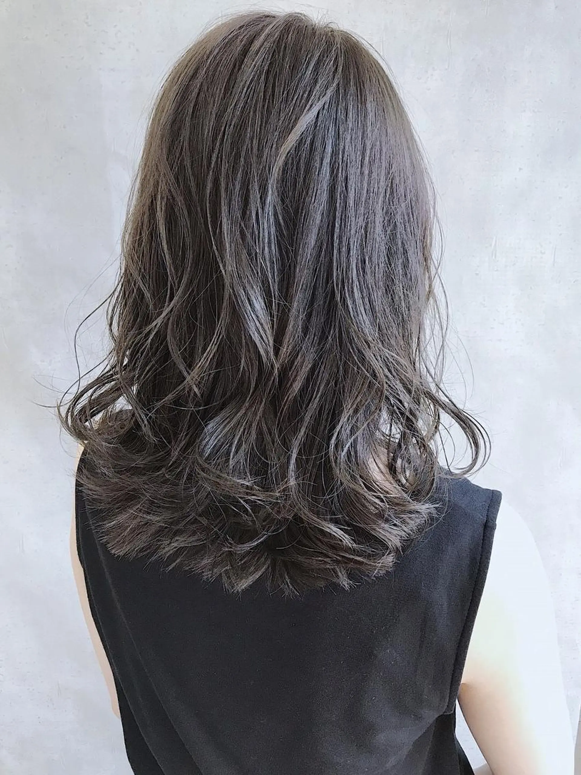 カラー ミディアム アディクシーカラー ブリーチ ケアブリーチ ダブルカラー ハイライトカラー MOU namba ムウナンバのヘアスタイル