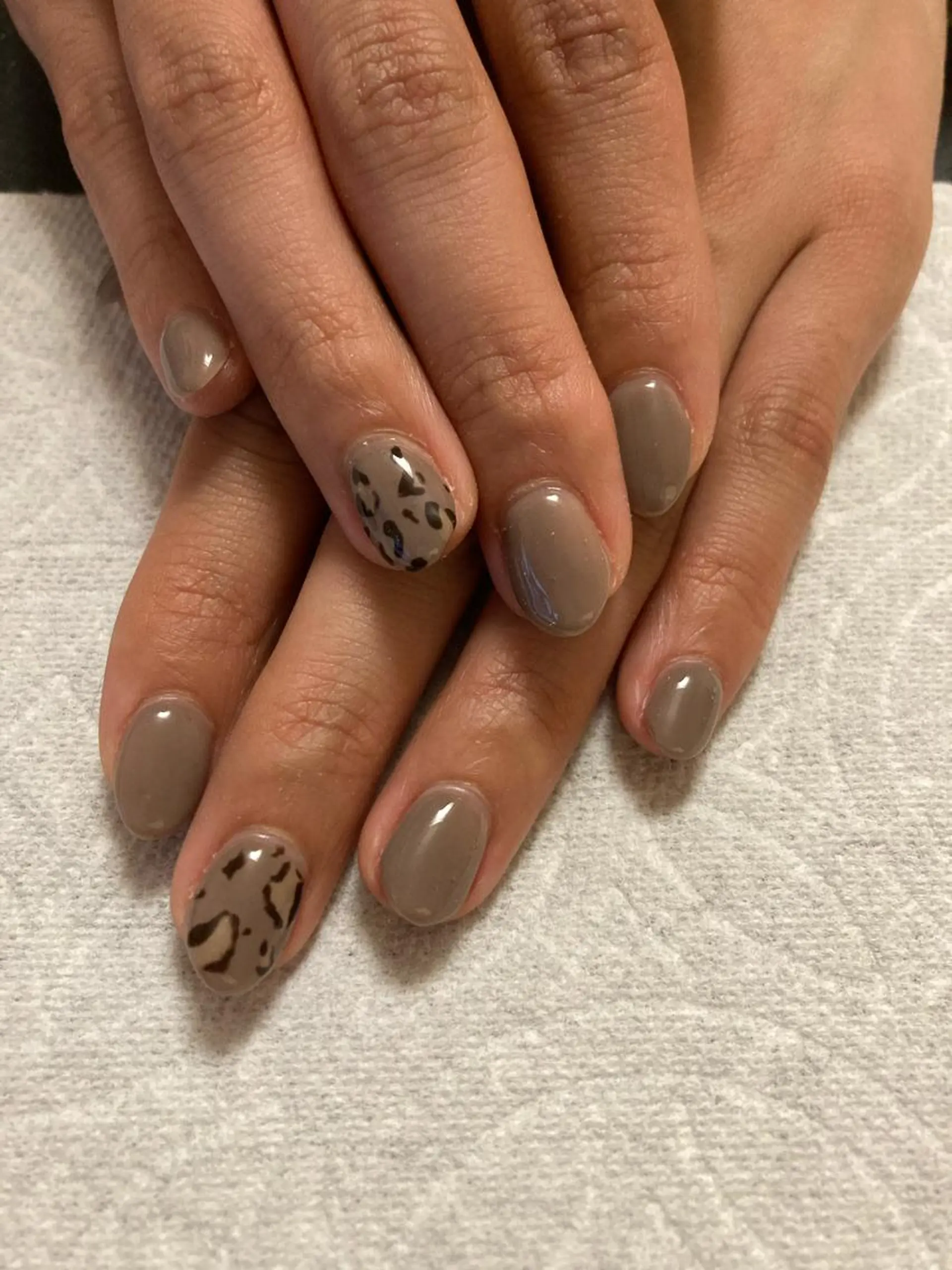 ネイル ECLAT エクラ所属・寺山 千鶴のネイルデザイン