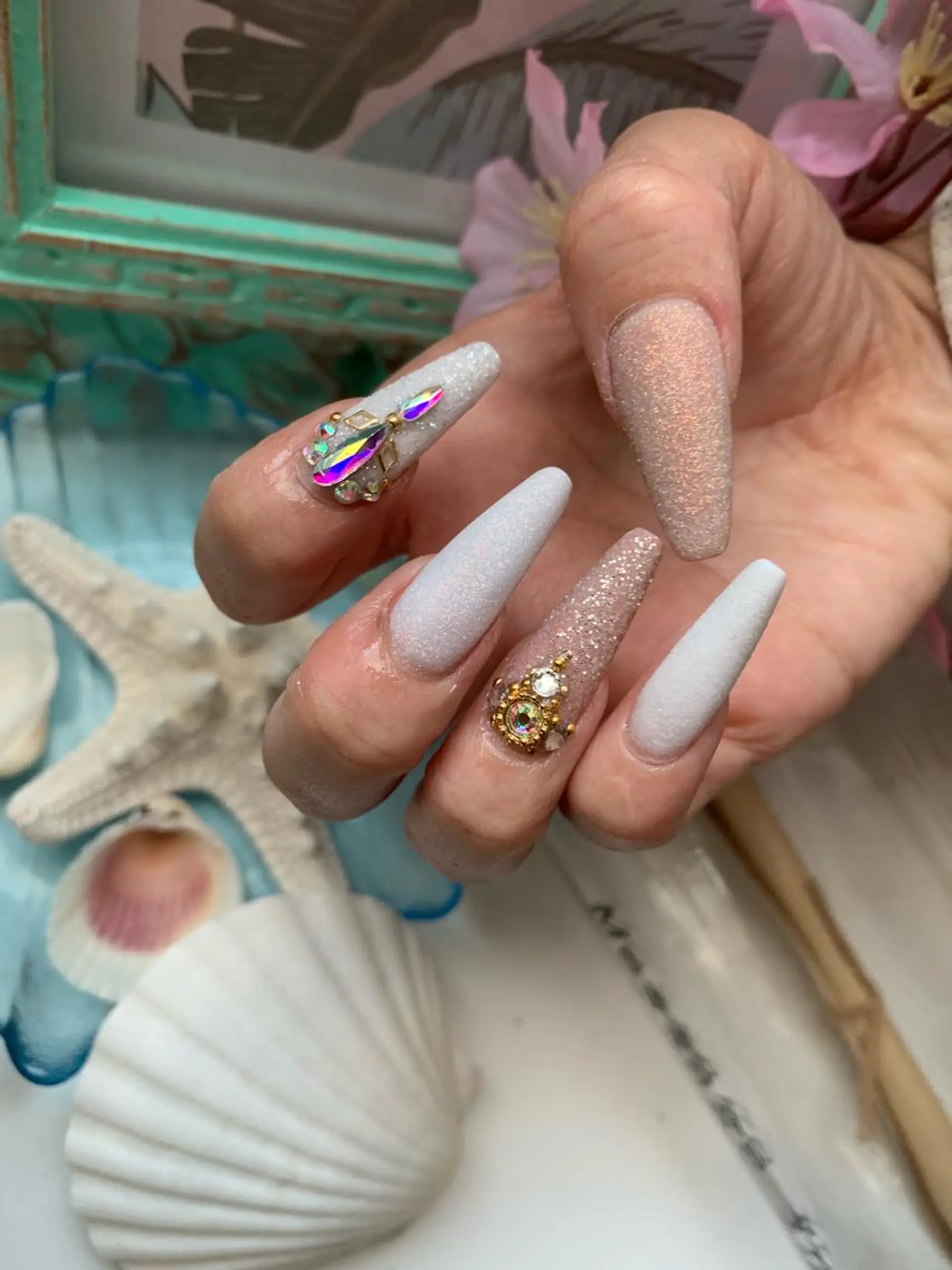 ネイル ロングネイル スカルプネイル Nailsalon E's cafeのネイルデザイン