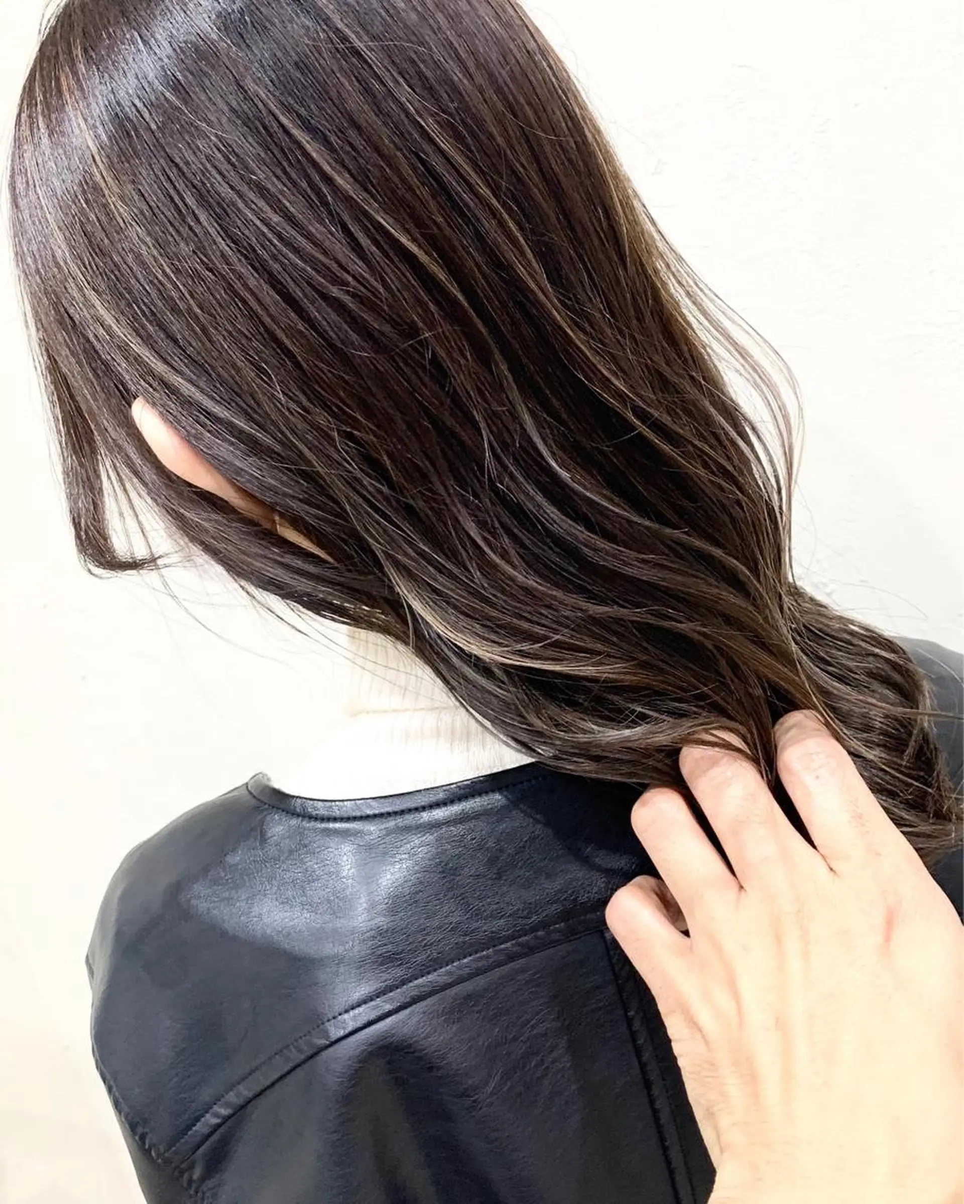 カラー ハイライトカラー 寺山 雄哉のヘアスタイル