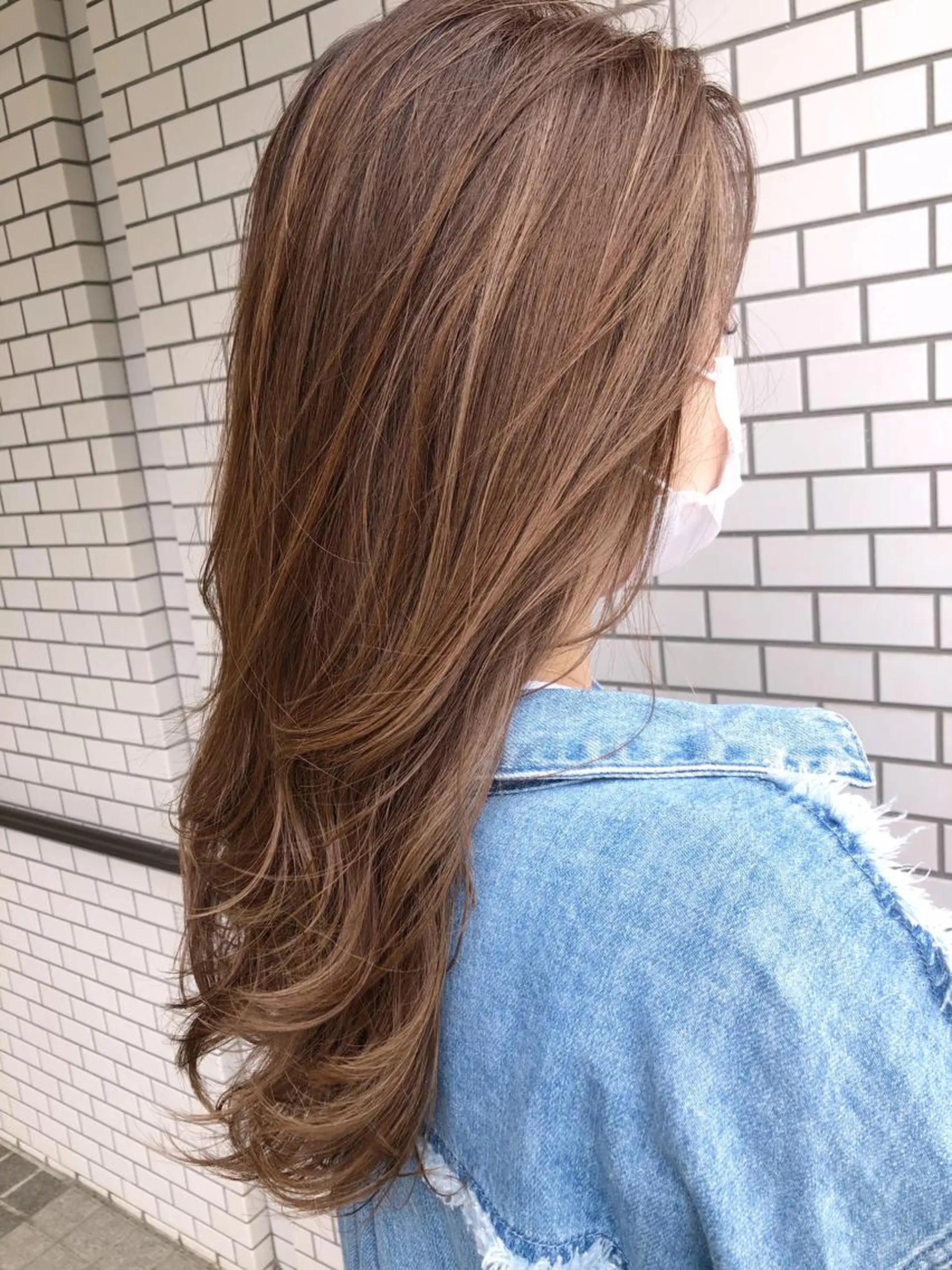 ロング カラー 透明感カラー ハイライトカラー ハイライト 山本 芳喜のヘアスタイル