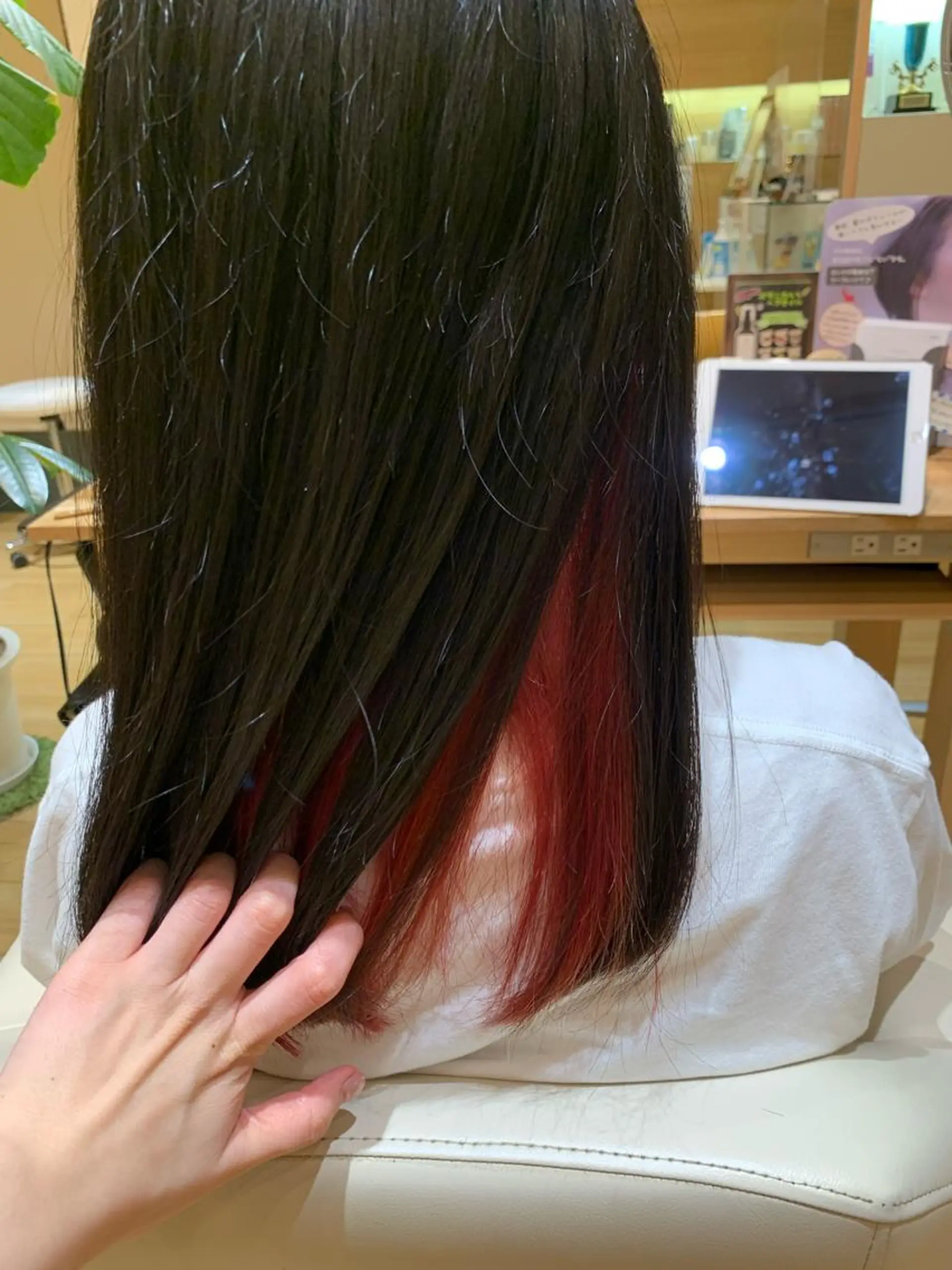 ロング カラー ブリーチ インナーカラー ピンクカラー 全国1位🥇世界5位 小野田　礼花のヘアスタイル