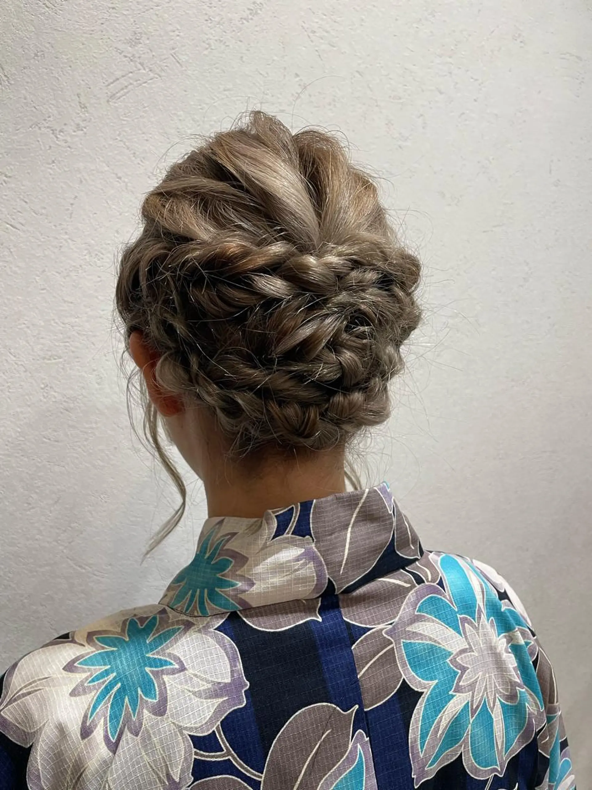 ヘアアレンジ 岡村 真子のヘアスタイル