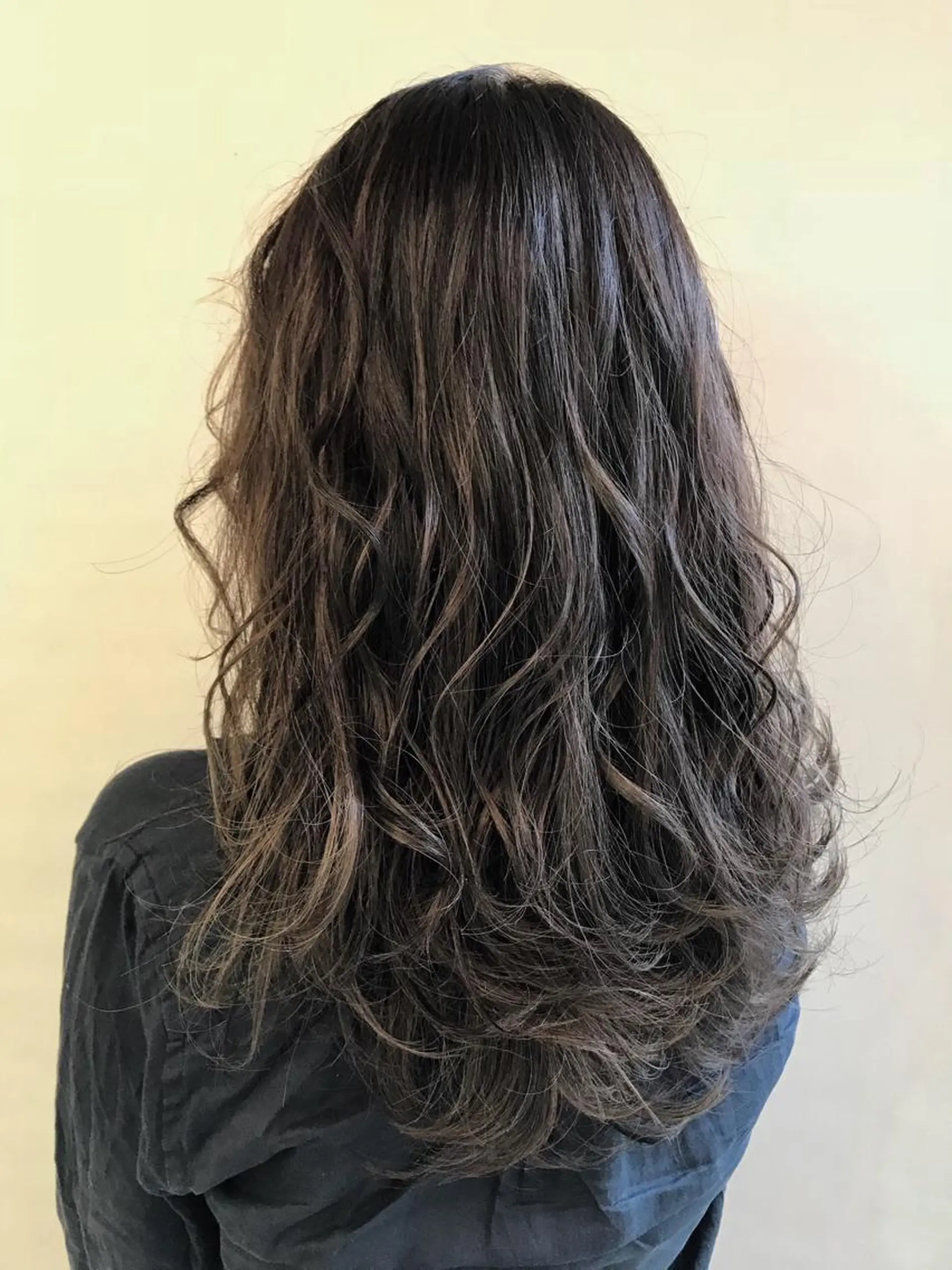 ロング カラー アディクシーカラー ハイライトカラー ハイライト ヘアカラー やまだ まいのヘアスタイル