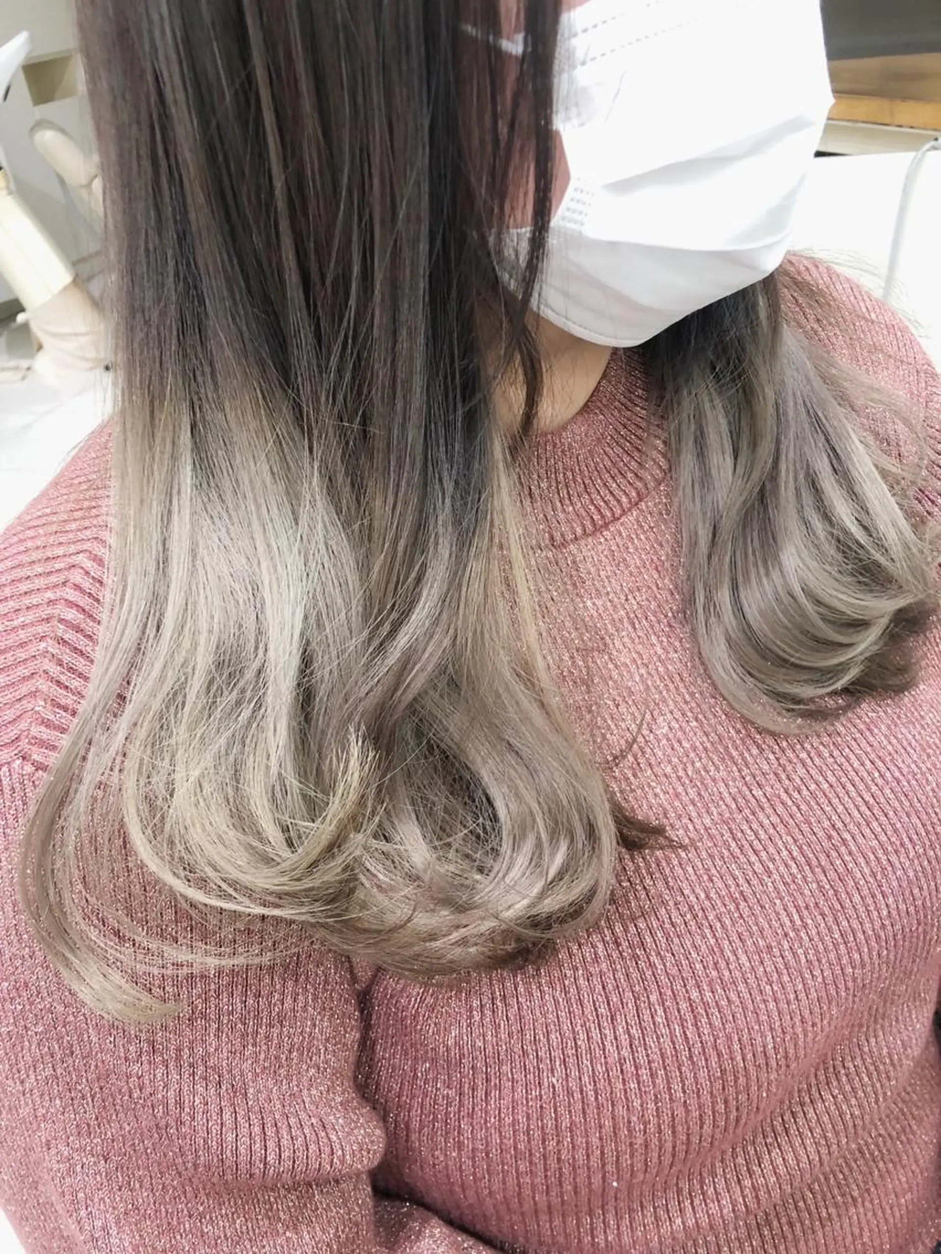 カラー グラデーションカラー 安藤 明日翔のヘアスタイル