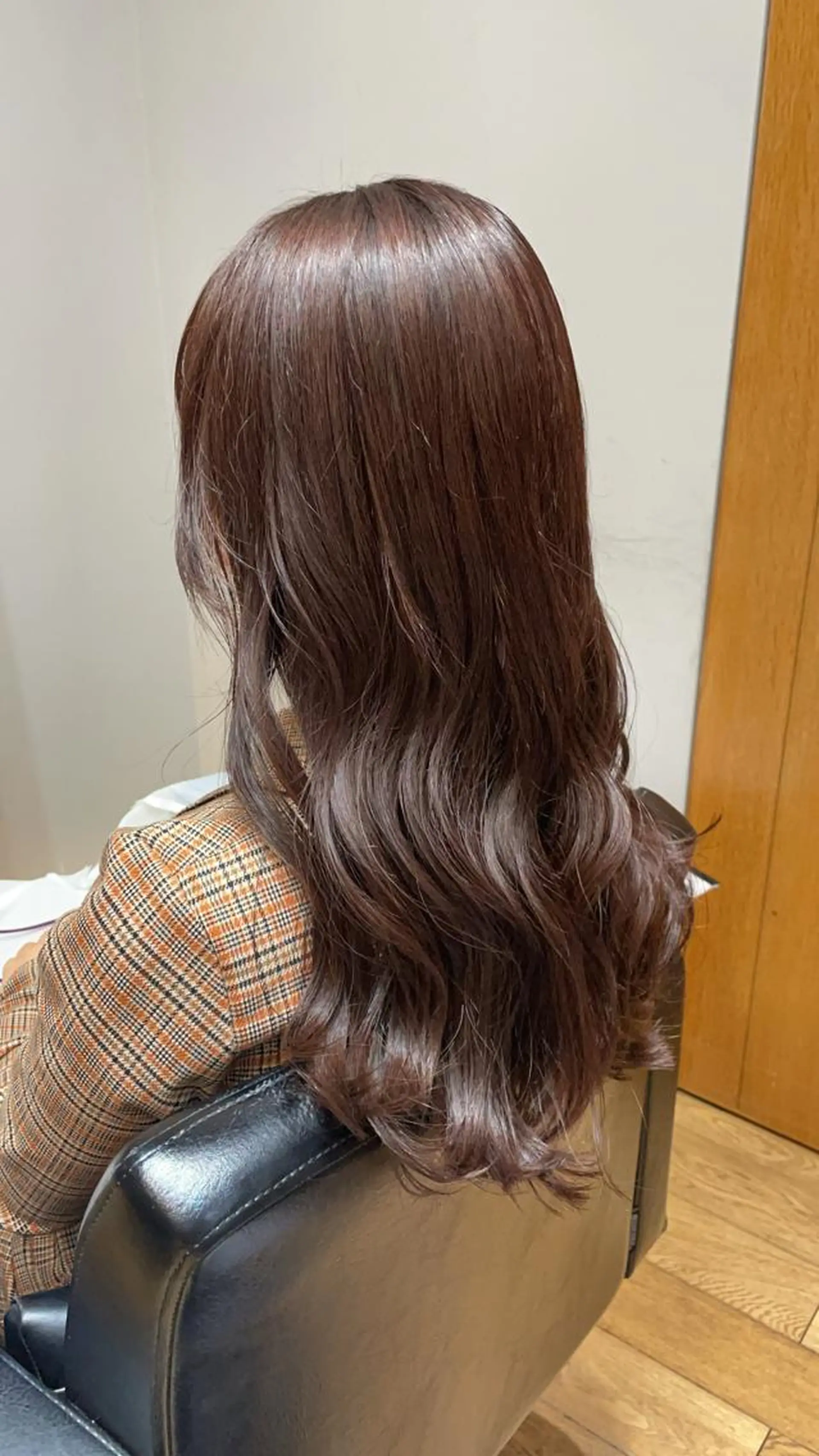 ミディアム ヘアカラー 大橋 芽衣のヘアスタイル