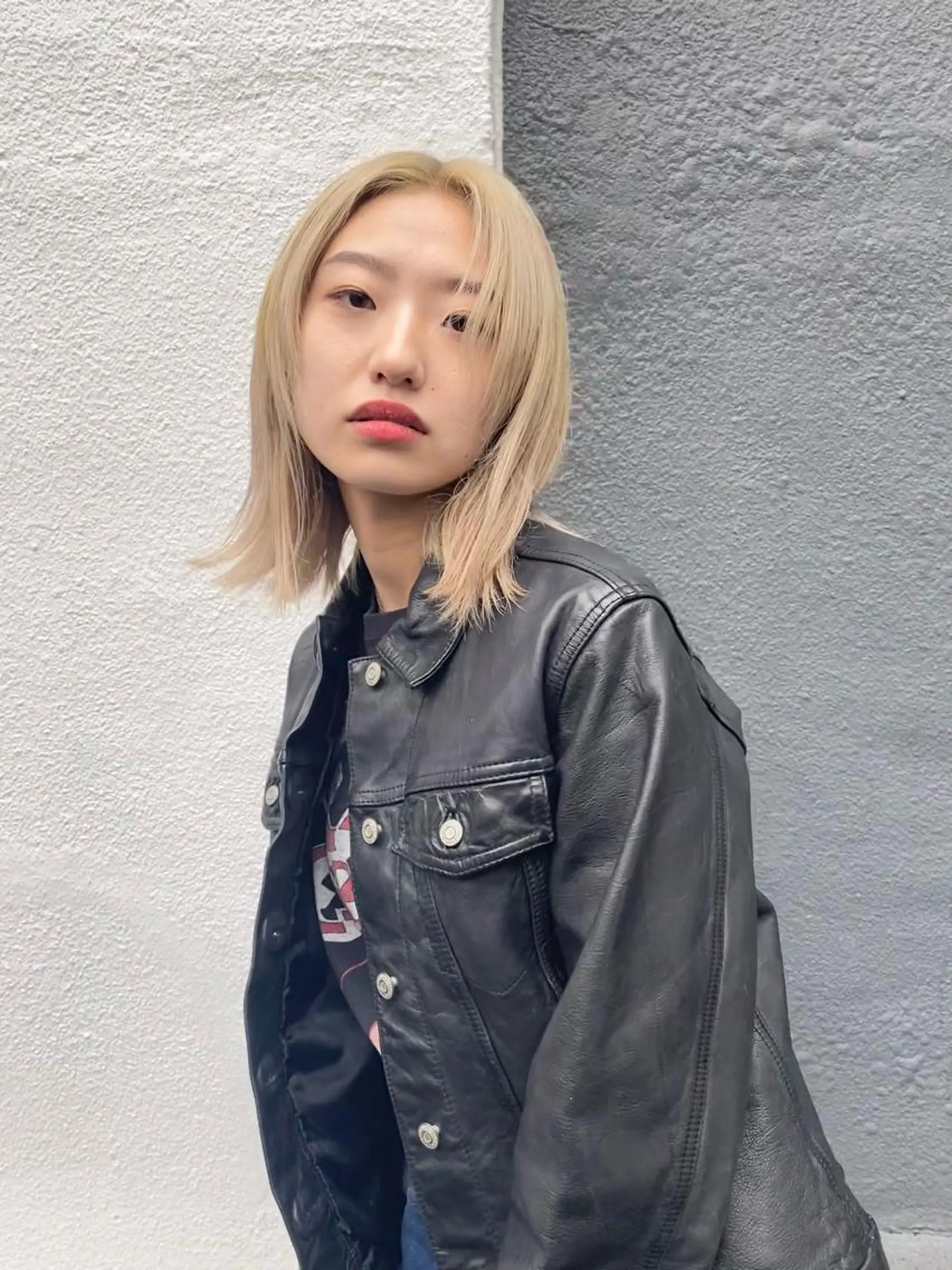 ショート カラー 切りっぱなしボブ ブロンド ボブ カット ヘアカラー 千葉 郁也のヘアスタイル