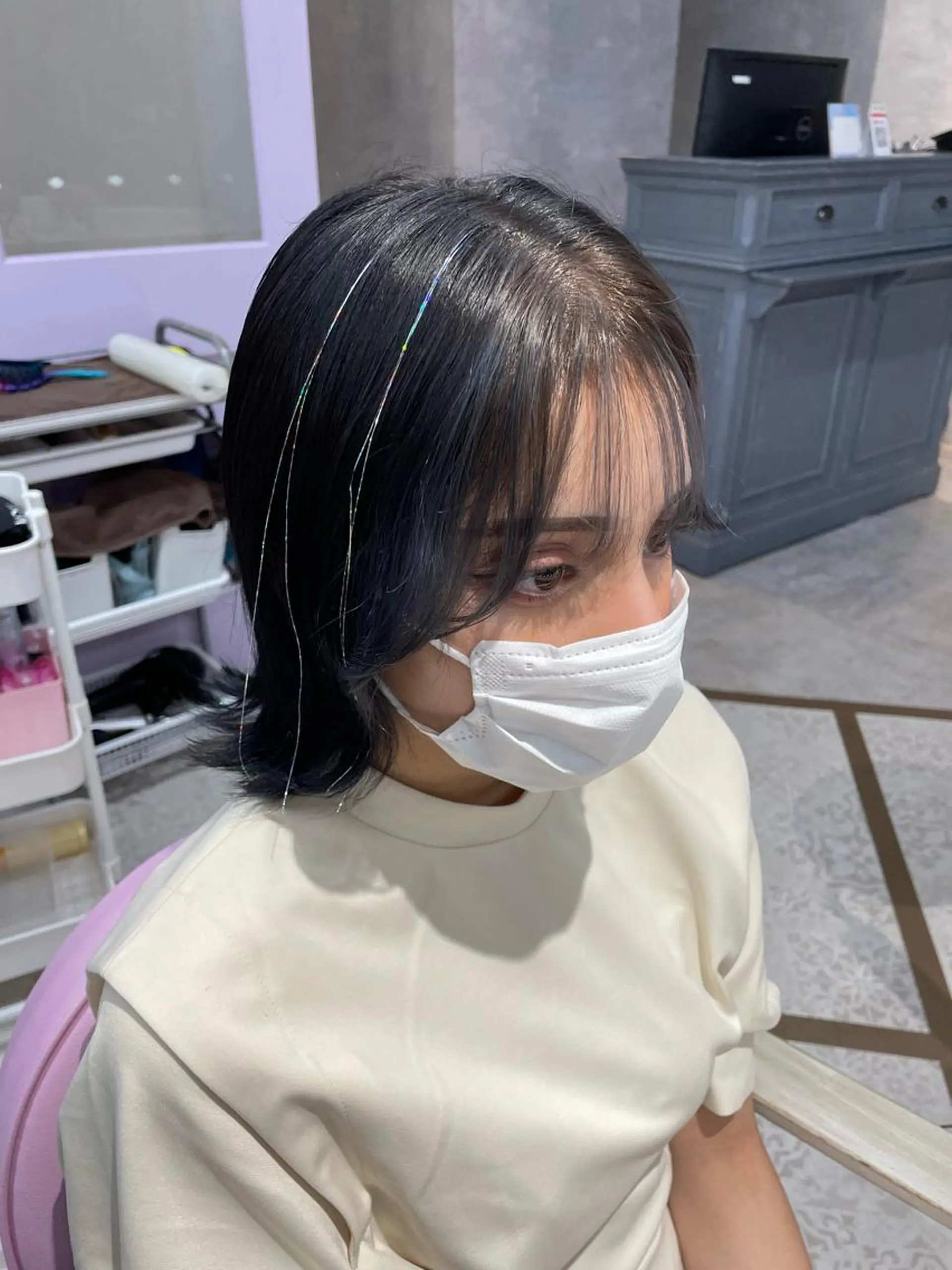 ミディアム Cielro/ダブル カラー/西田咲希のヘアスタイル