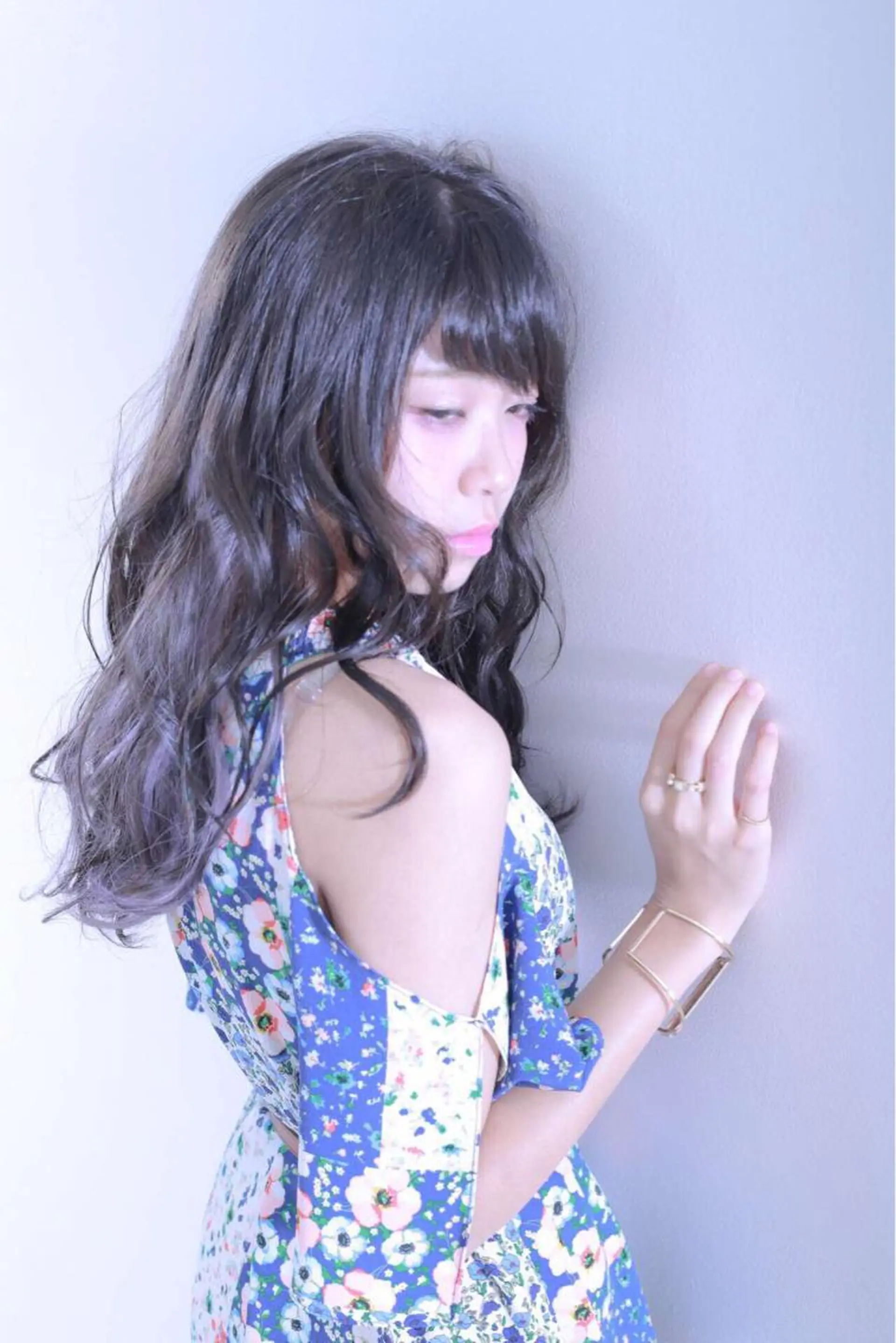 ロング 伊藤 裕貴のヘアスタイル