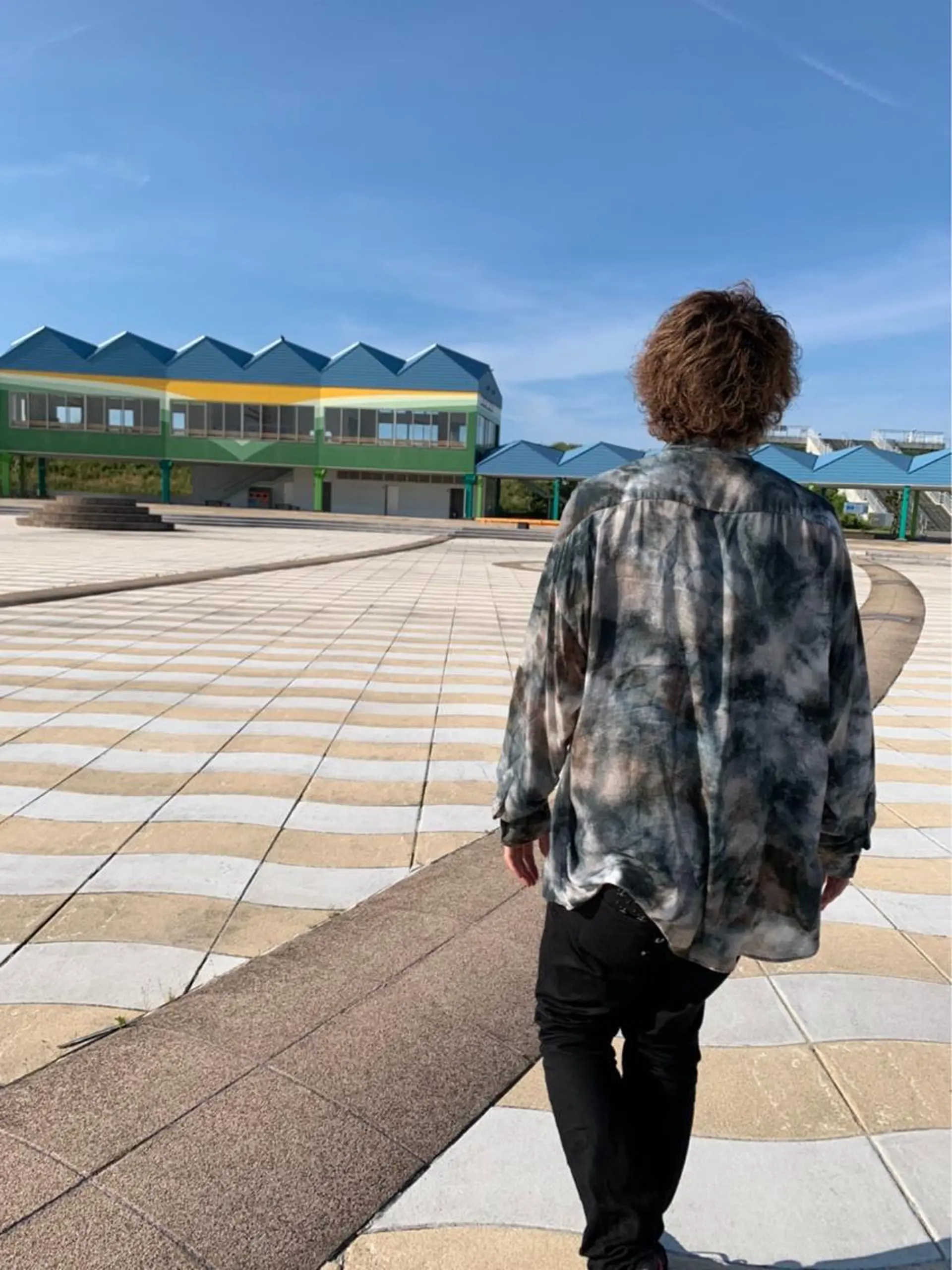 ミディアム カラー パーマ メンズ カット パーマ トリートメント 難しい髪質の縮毛矯正 高岡/射水/髪質改善のヘアスタイル