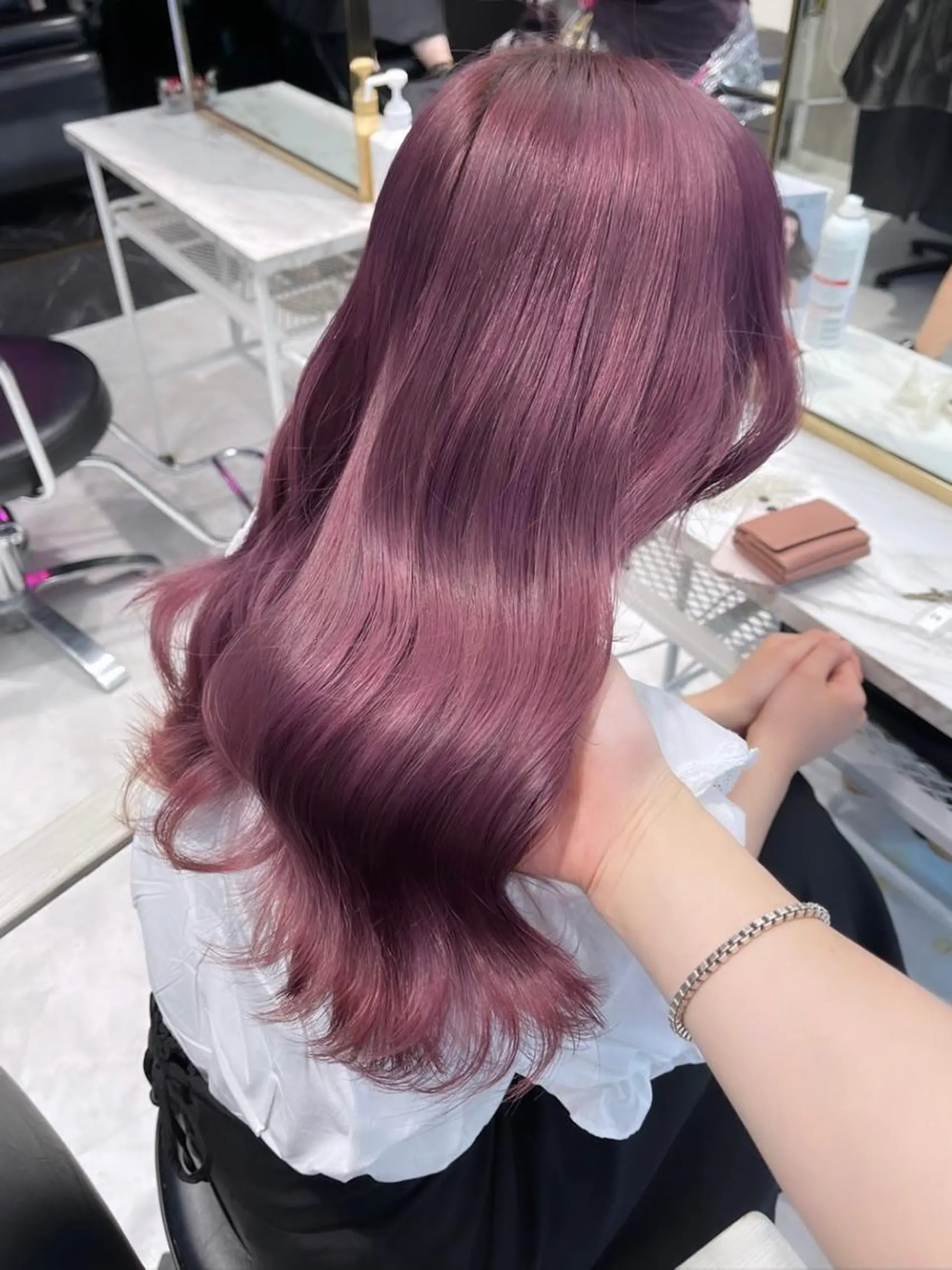 ロング カラー パーマ ヘアアレンジ メンズ キッズ ネイル マツエク・マツパ アイブロウ 🎀韓国レイヤー YURINA🎀のヘアスタイル